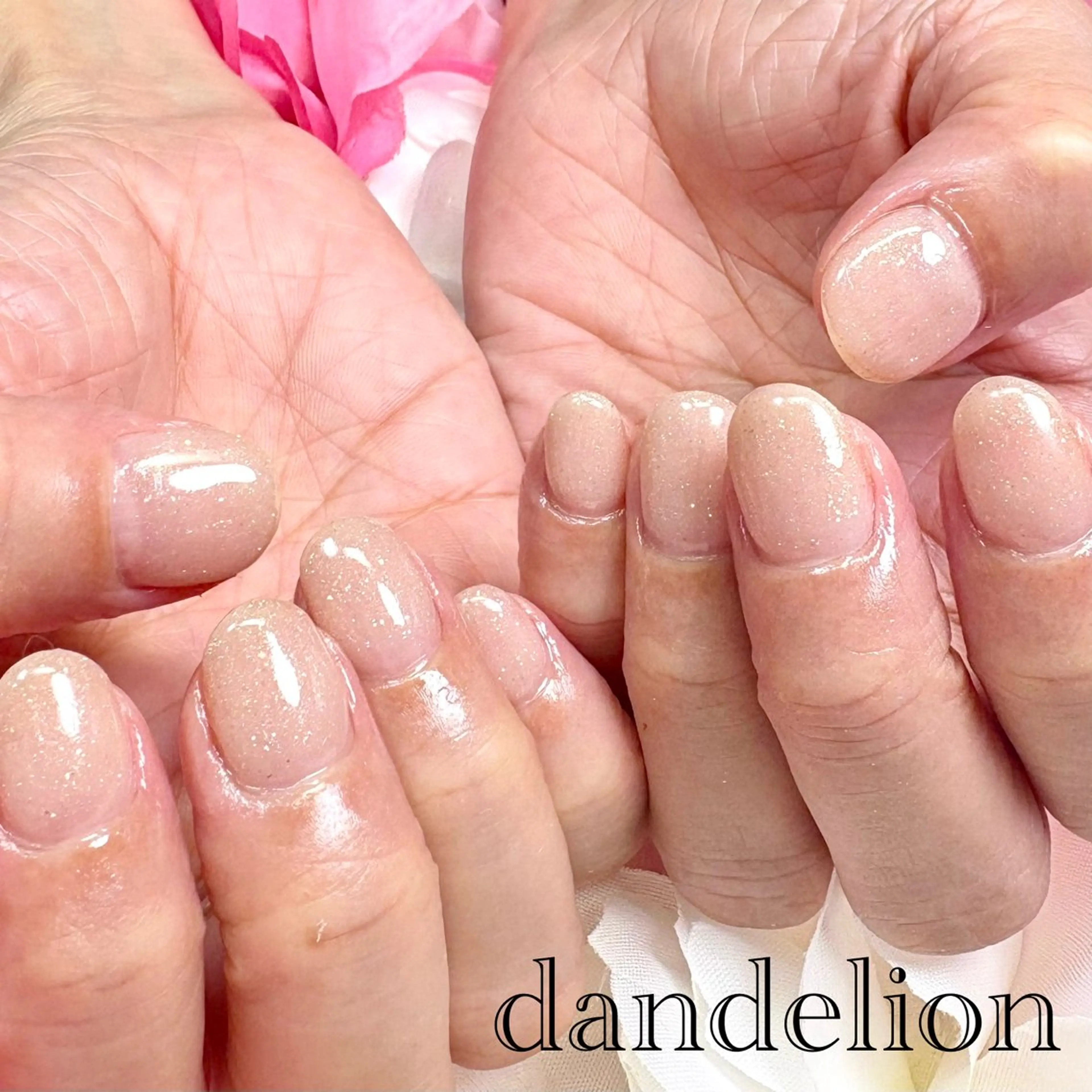 ネイル ハンドネイル ハンドケア dandelion ダンデライオンのネイルデザイン