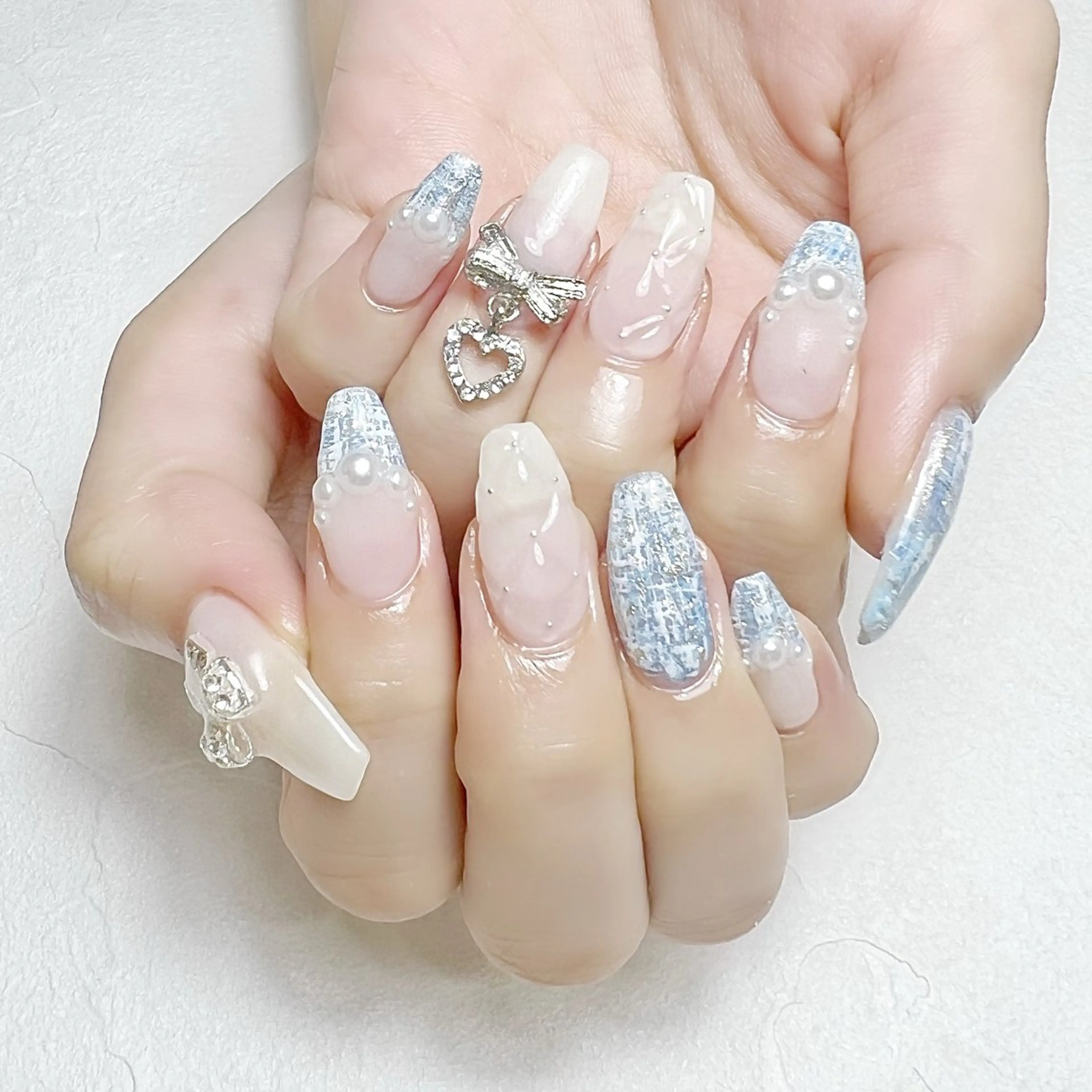 ネイル ブルー ガーリー キラキラネイル 韓国ネイル ツイードネイル rouse nail RISATOのネイルデザイン