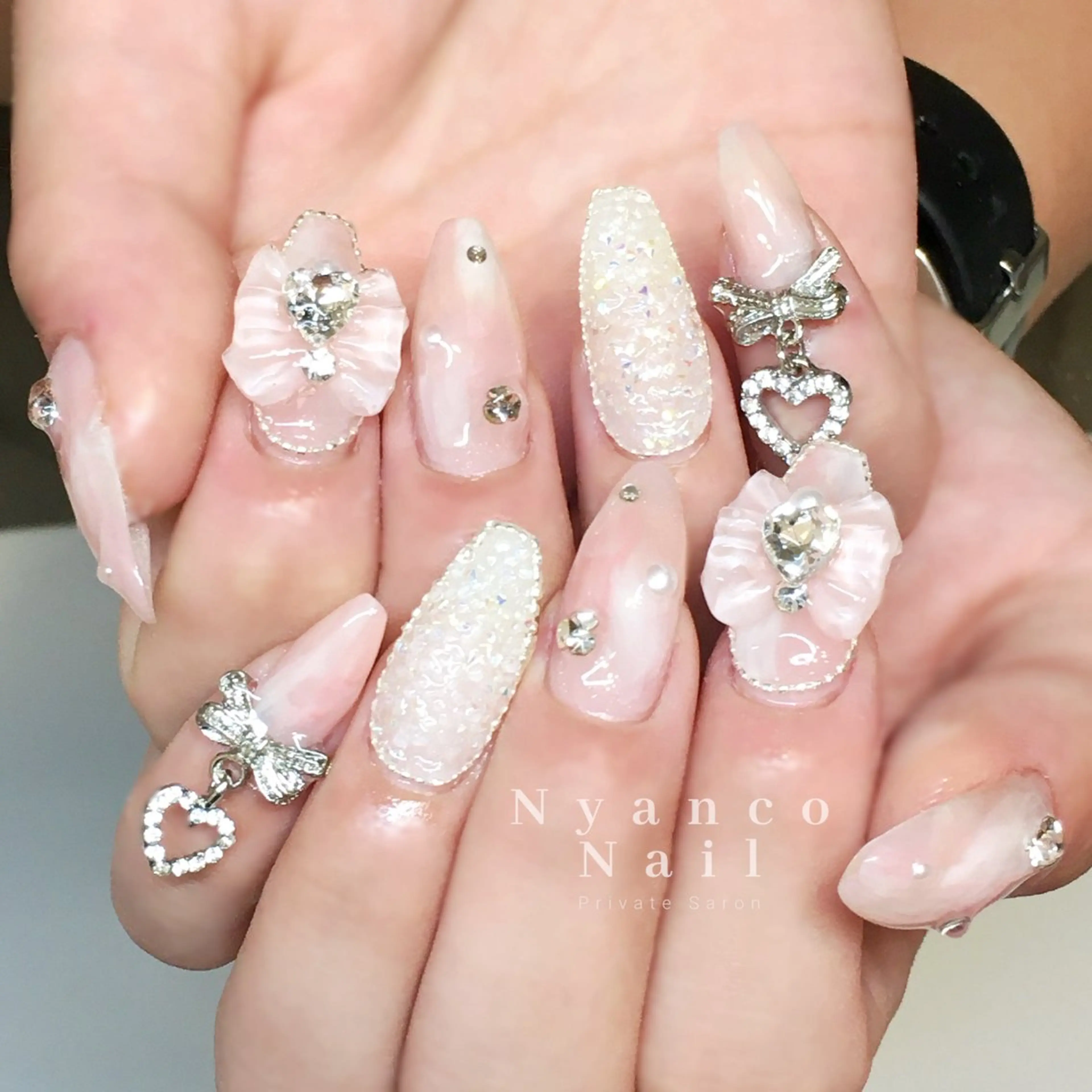 ネイル ジェルネイル ハート キラキラネイル ピンク リボン Nyanco Nailのネイルデザイン