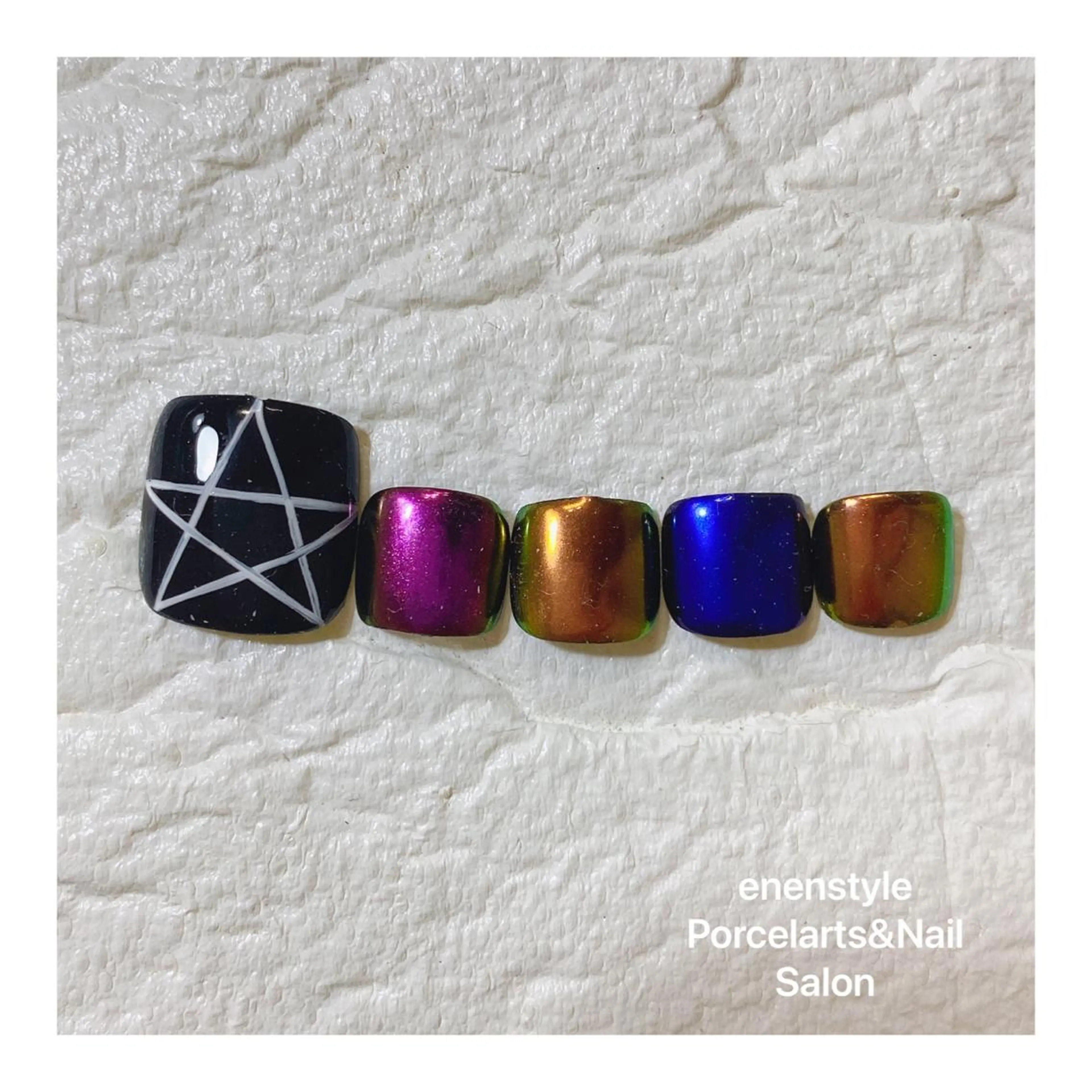 ミディアム ネイル ハンドネイル フットネイル 👑enen style👑のネイルデザイン