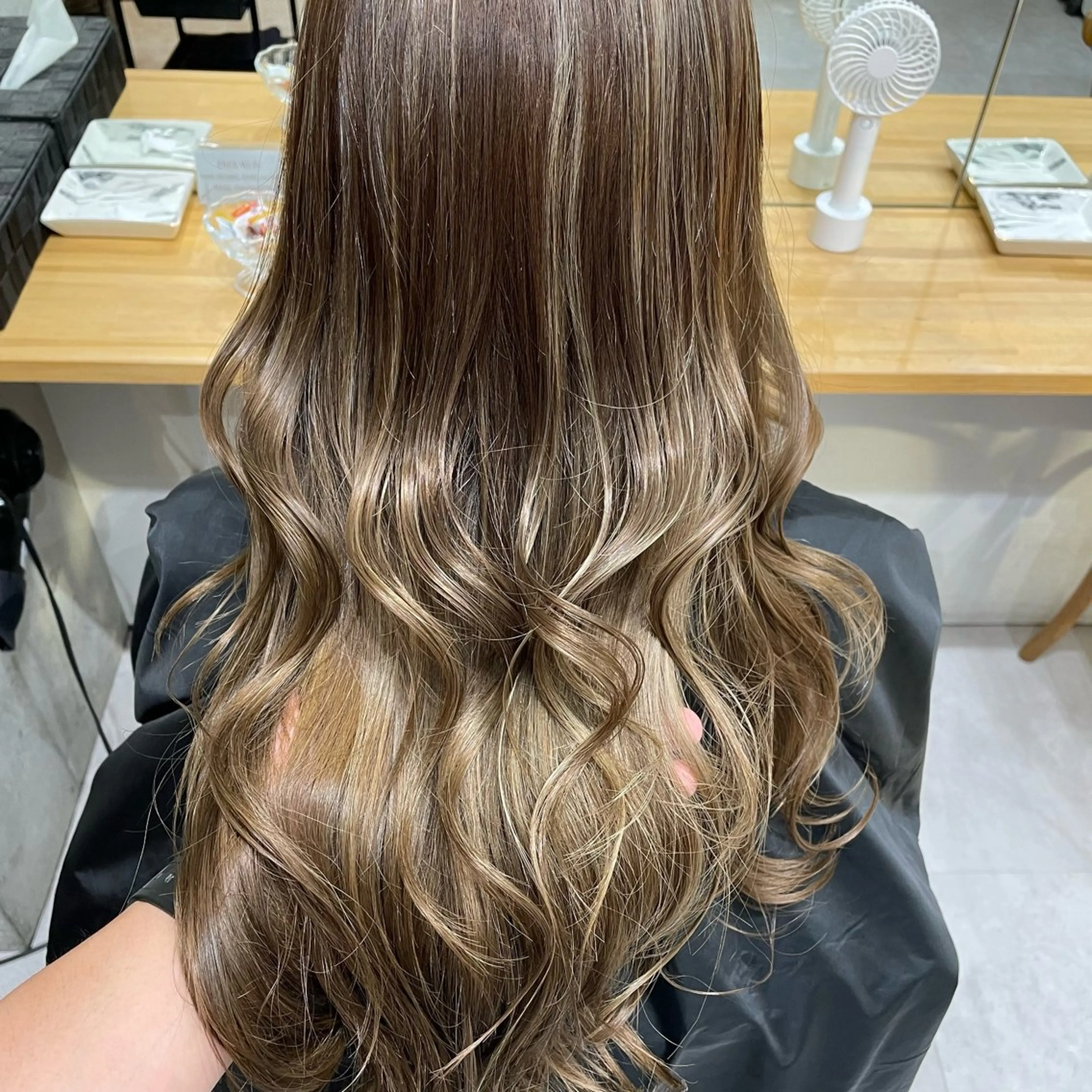 ロング カラー ベージュカラー 透明感カラー ミルクティーベージュ 堀江将太朗/恵比寿/ メンズカットのヘアスタイル