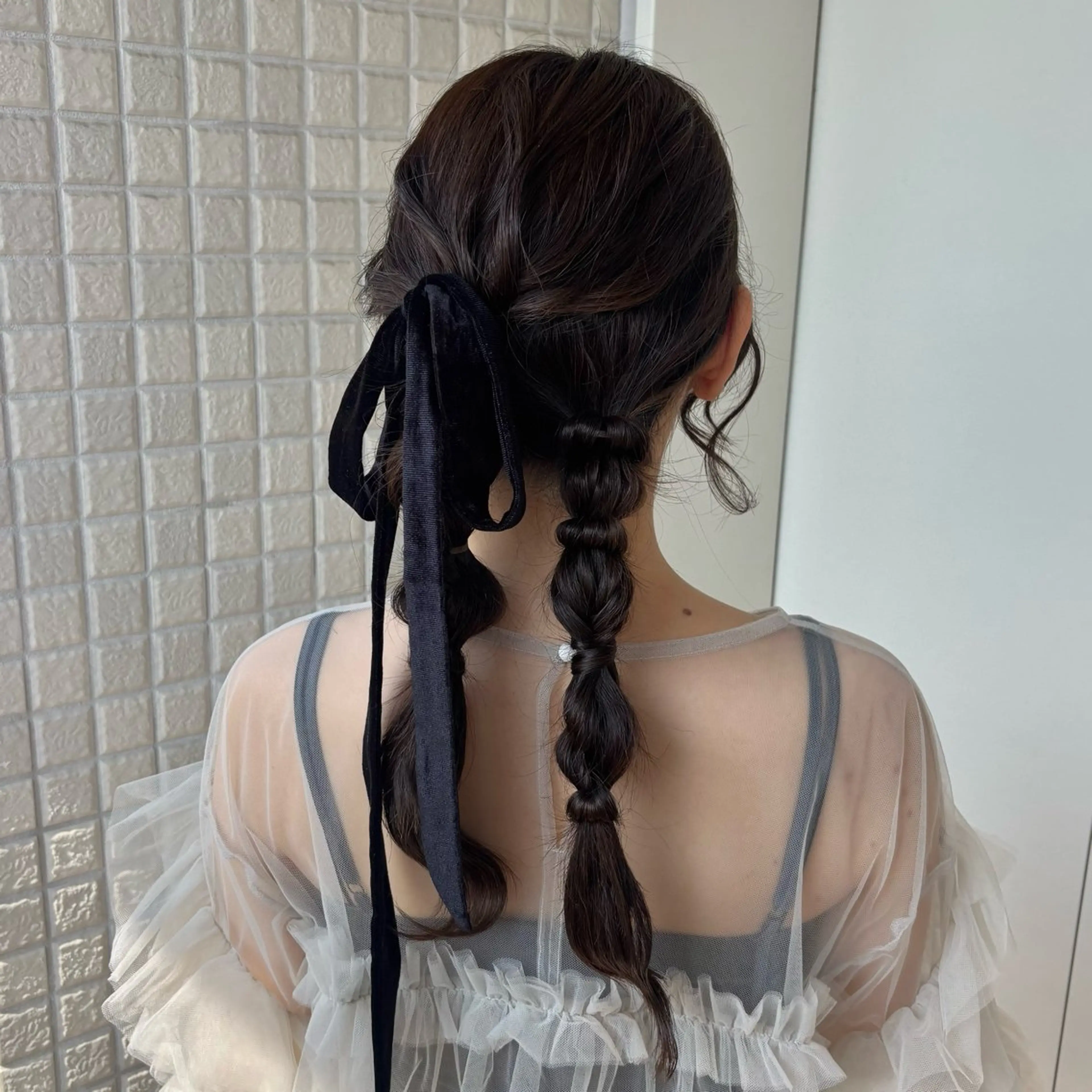 ヘアアレンジ ヘアセット 艶感カラー/オリーブ アレンジ：♡のヘアスタイル