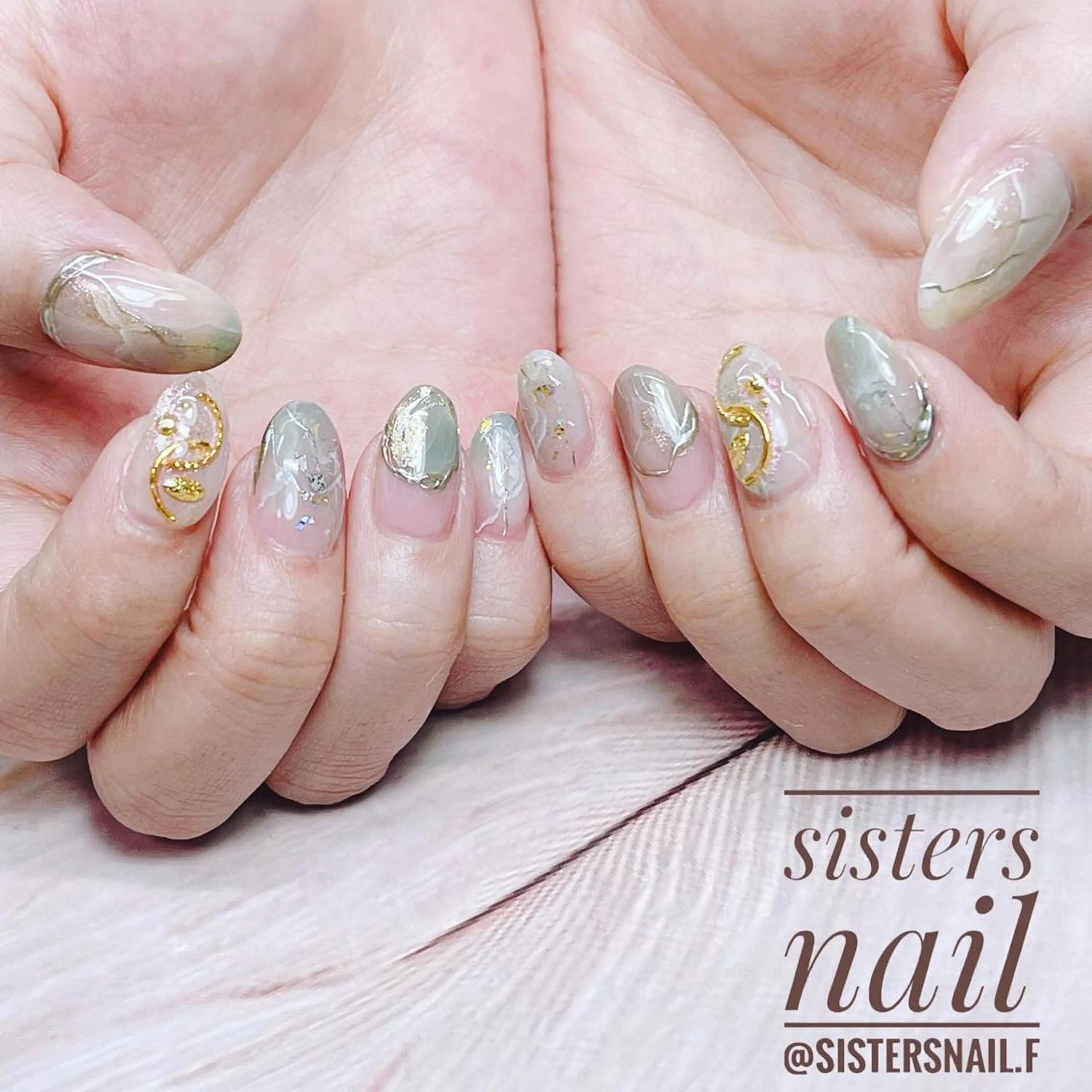 ネイル アートネイル ブラウン ニュアンスネイル オフィスネイル ブライダルネイル sisters nail.fのネイルデザイン