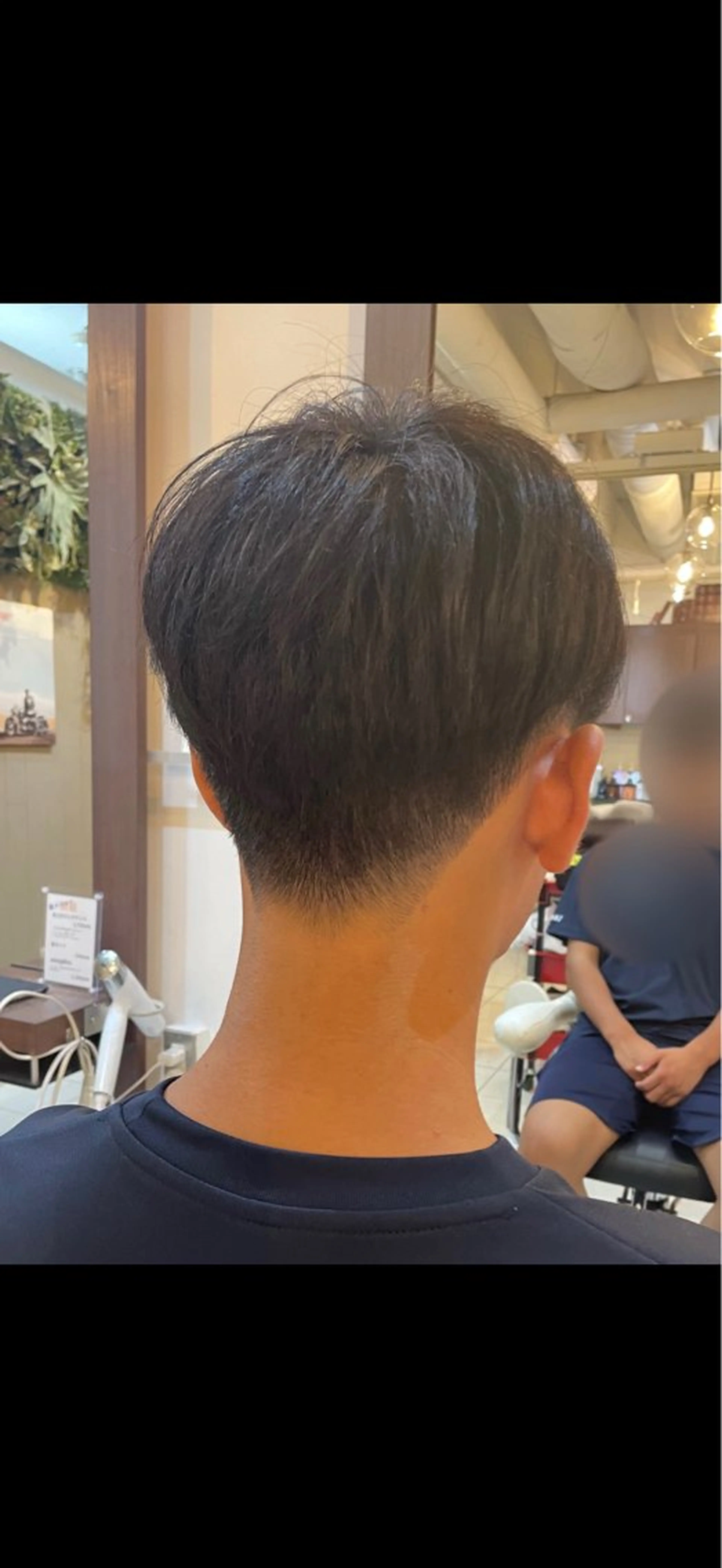 メンズ バウハウスヘア ひなのヘアスタイル