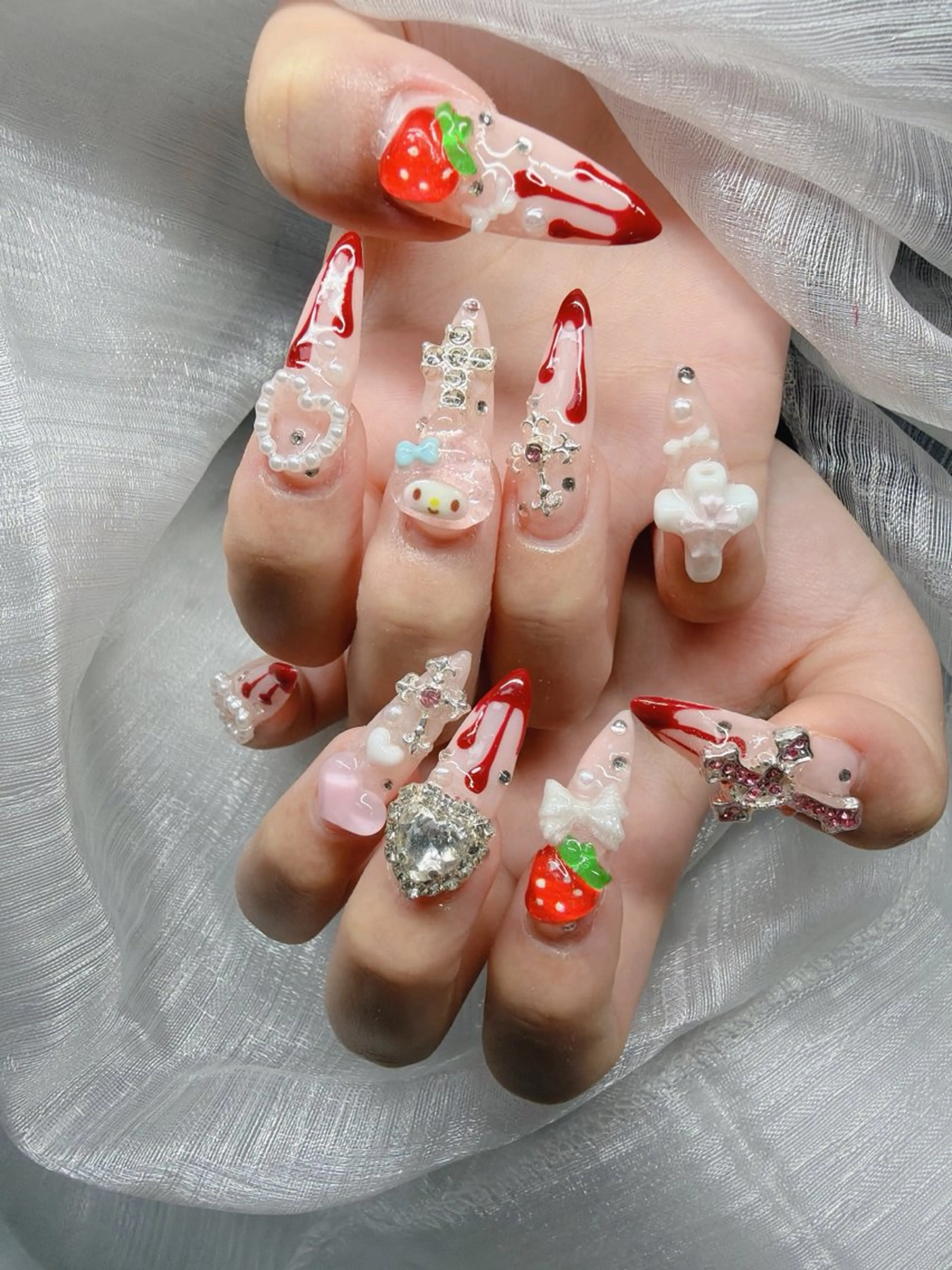 ネイル 長さ出し グラデーション 卒業式 キラキラネイル マグネットネイル ハンドネイル Lee Nailsのネイルデザイン