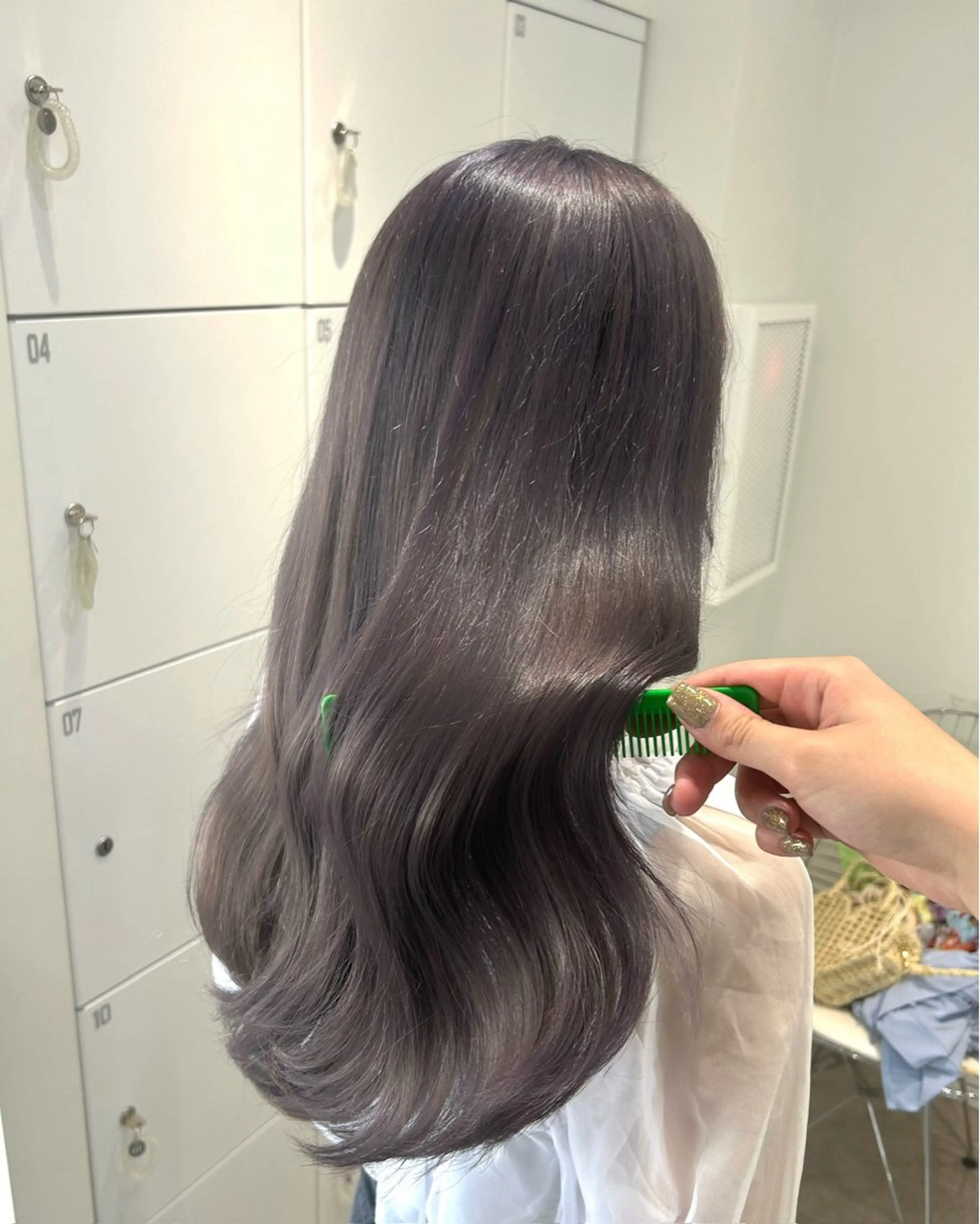 ロング カラー 🫧ミルクティー ブリーチRIKU🫧のヘアスタイル