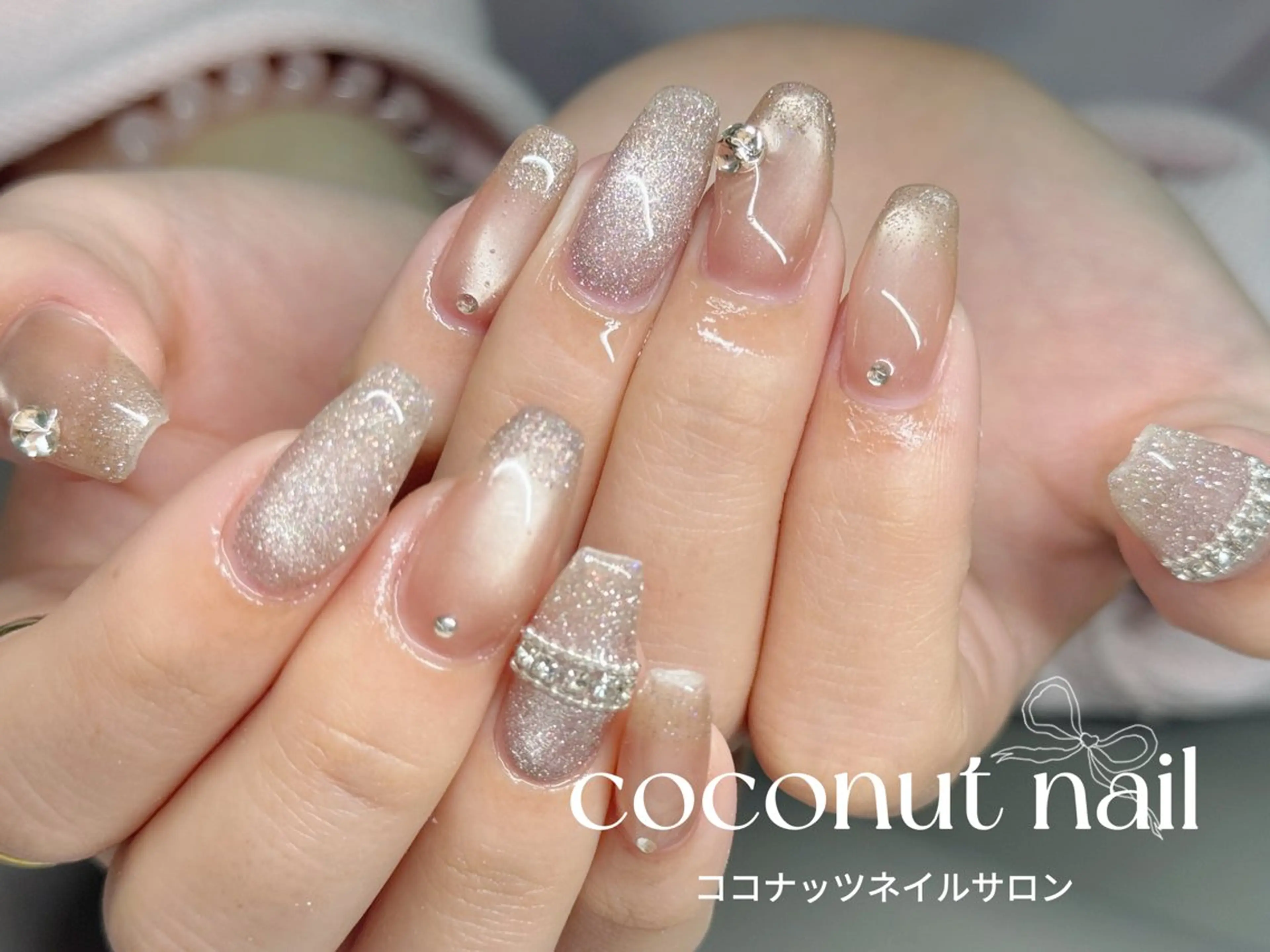 ネイル べっ甲ネイル フレンチネイル キラキラネイル マグネットネイル 大理石ネイル(マーブル) ハンドネイル 神田 ココナッツのネイルデザイン
