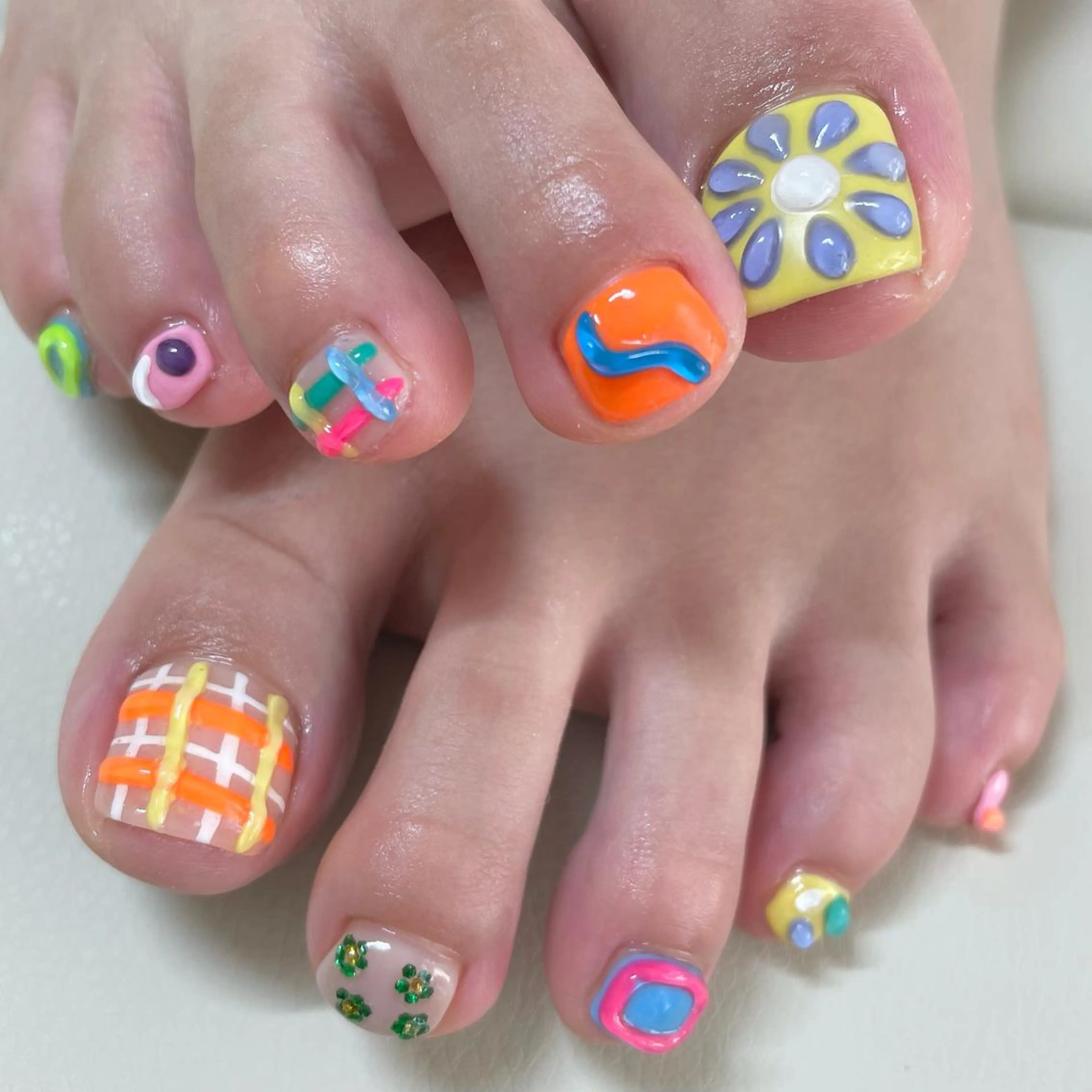 ネイル フットネイル 持ち込み ぷっくりネイル Nail Blue512所属・Nailist MINORIのネイルデザイン