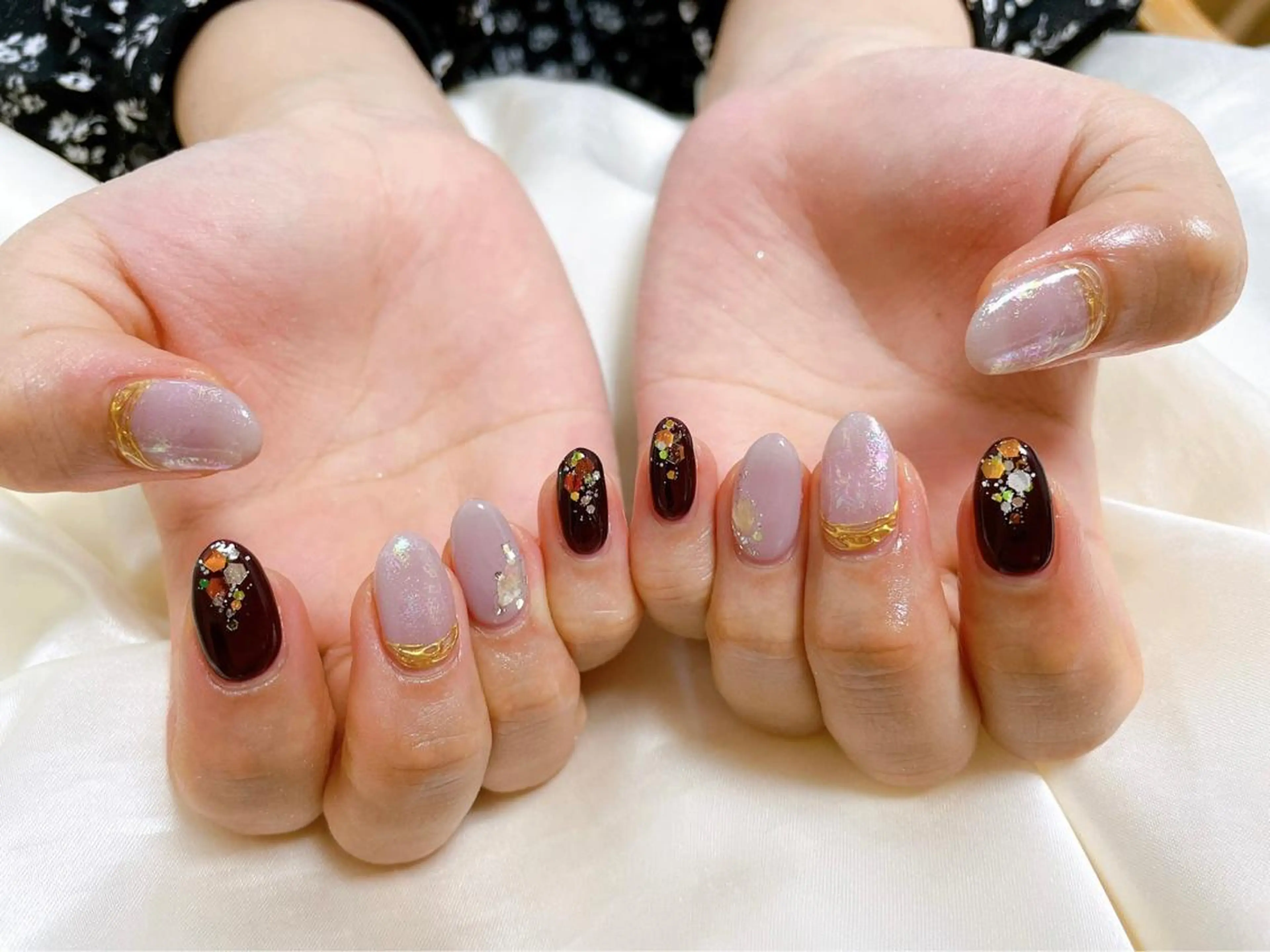 ネイル オーロラネイル キラキラネイル mogunail &blowのネイルデザイン