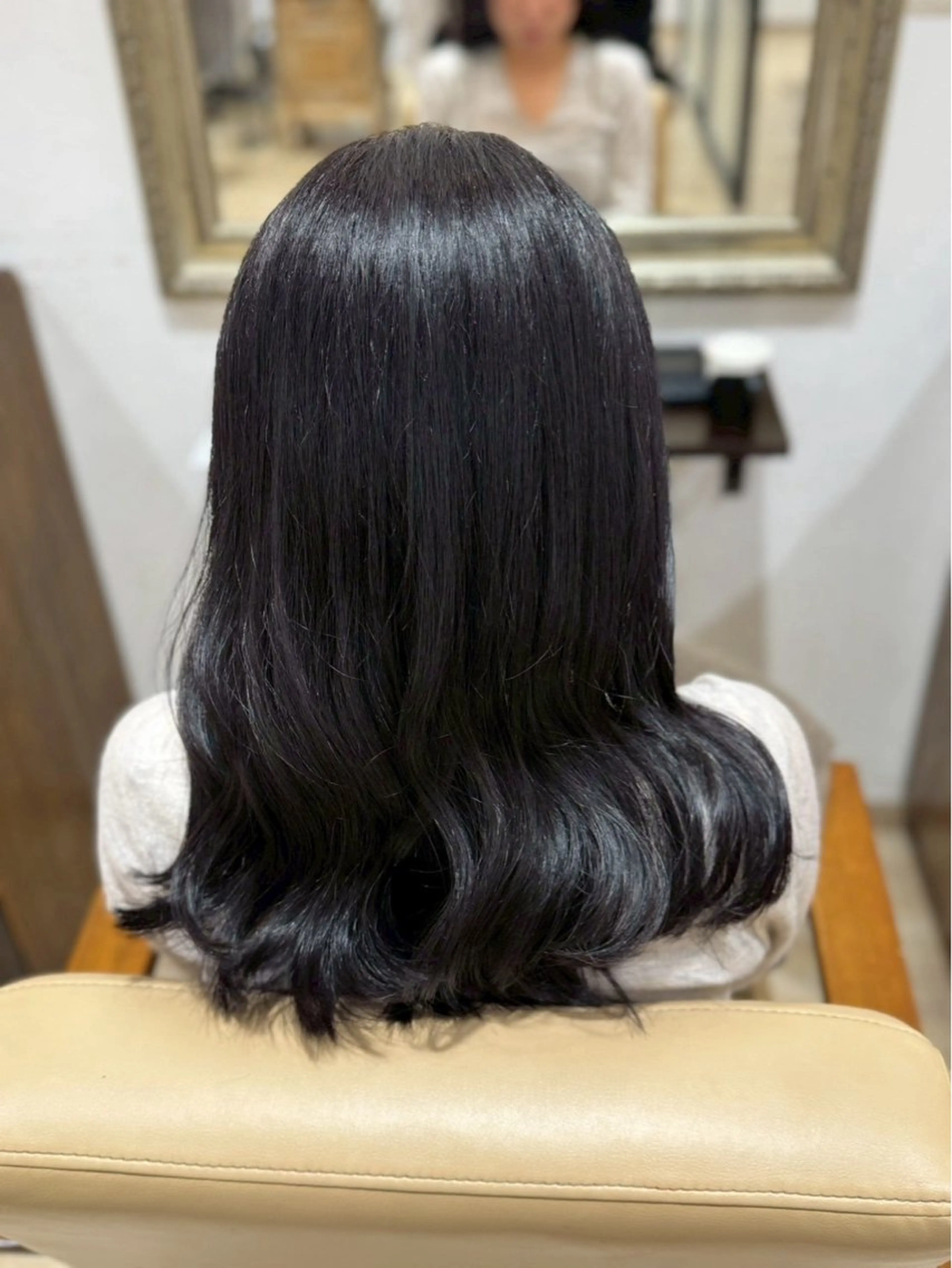 セミロング 松山 麻一のヘアスタイル