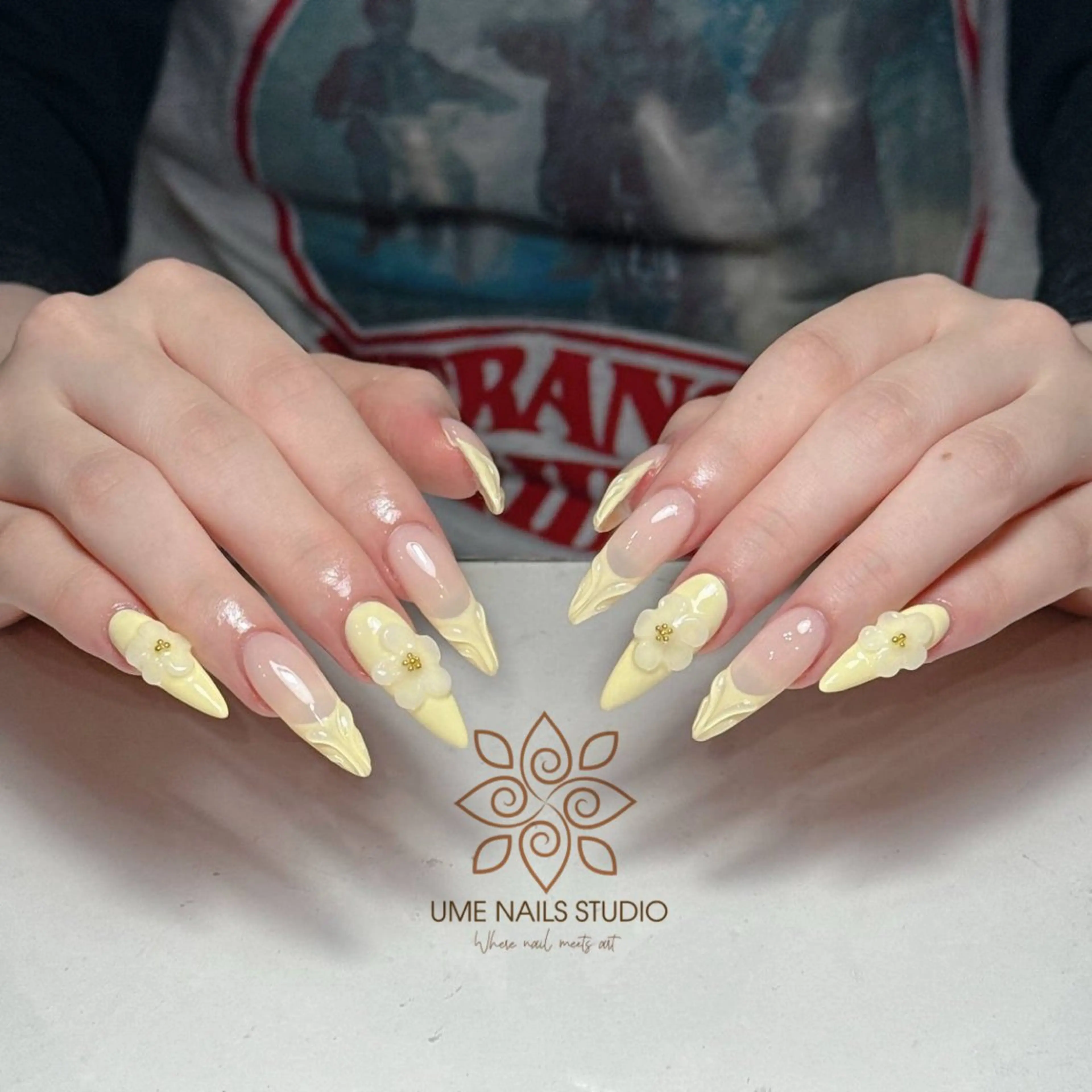 ネイル チークネイル クリアネイル ガーリー キラキラネイル 韓国ネイル Ume Nail Studioのネイルデザイン