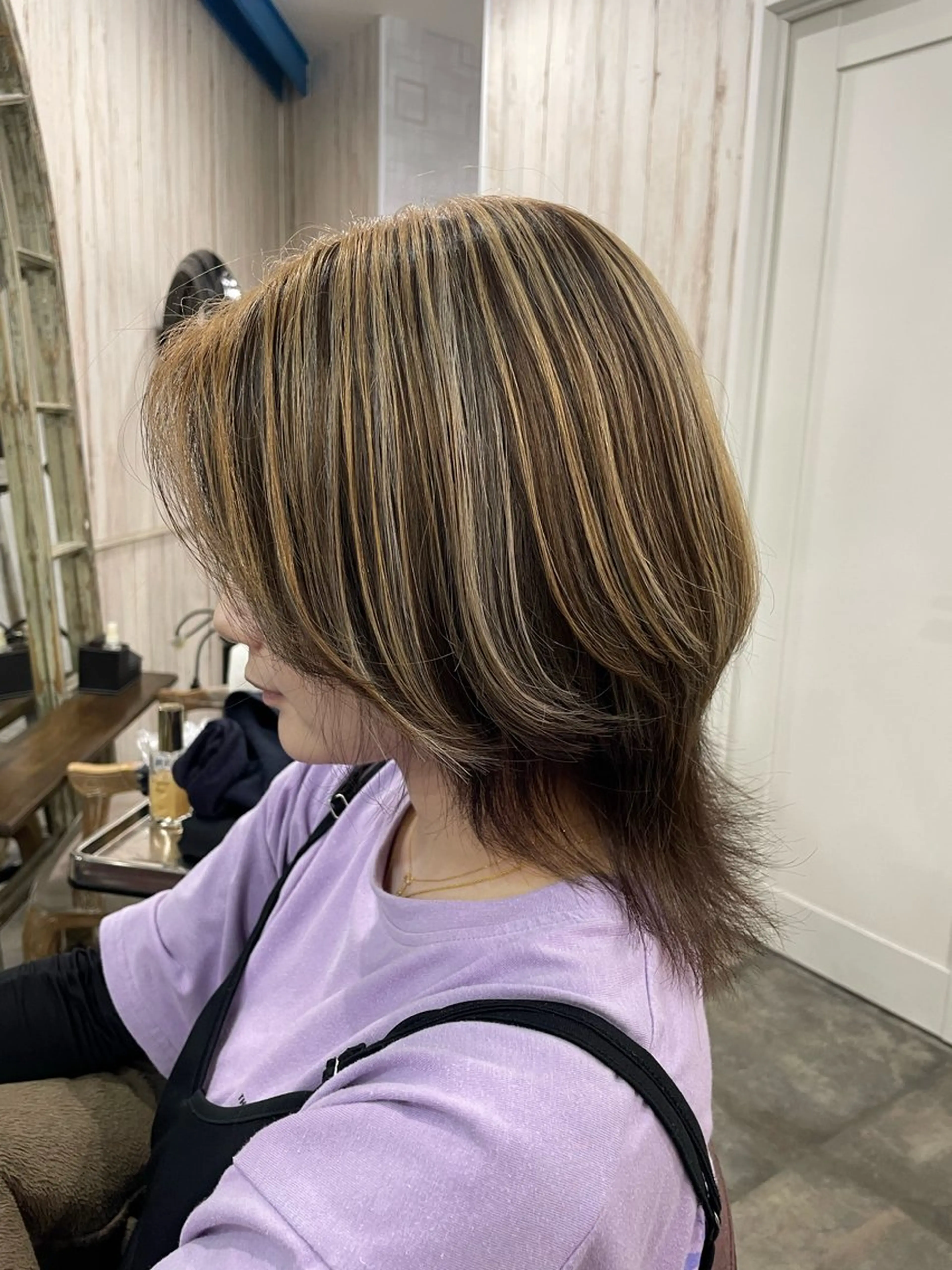 ミディアム ヘアカラー 韓国風くびれヘア/ 小顔レイヤー🧿小林のヘアスタイル