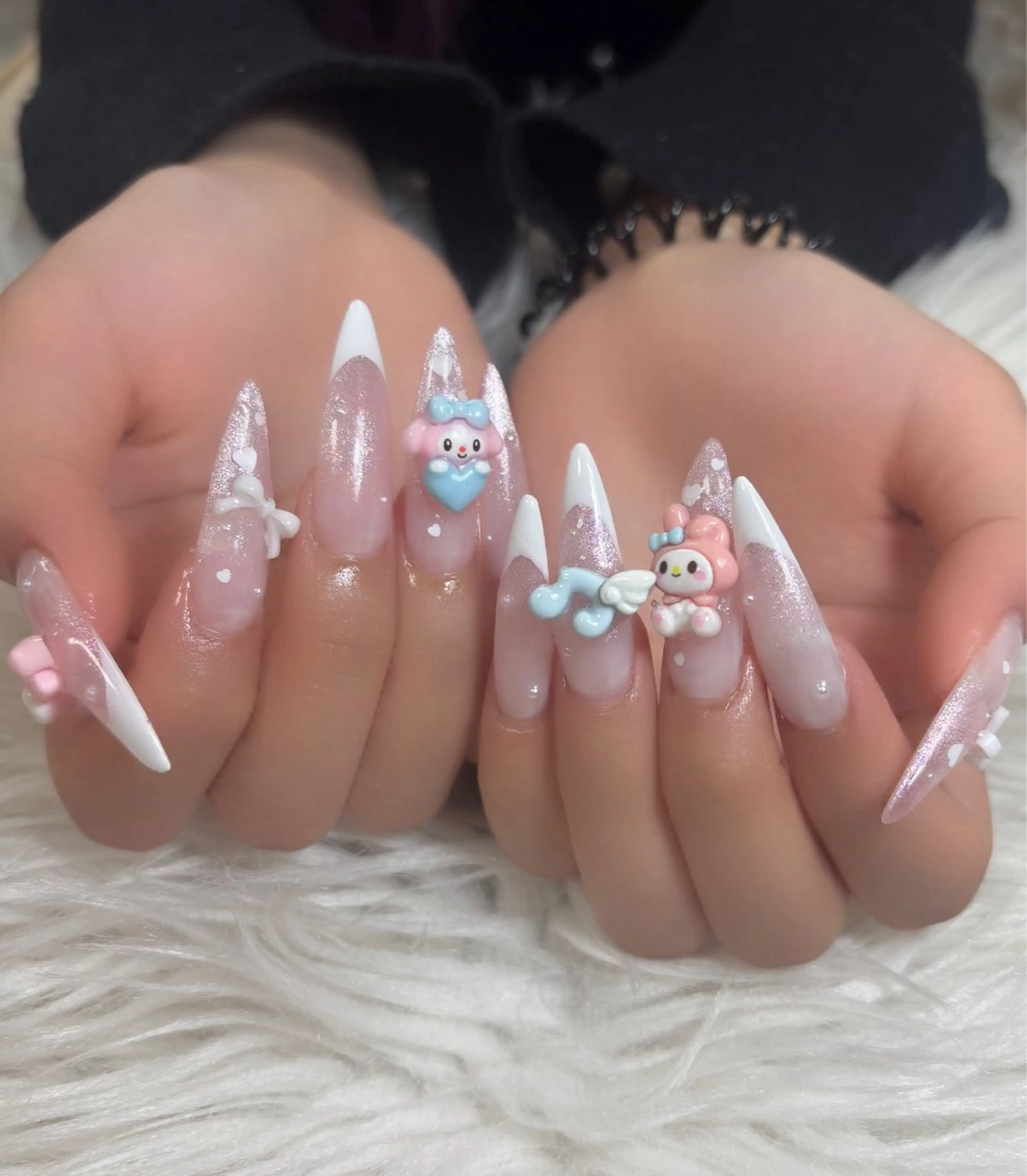 ネイル Azusa🩵 ネイル💅🏻南森町のネイルデザイン