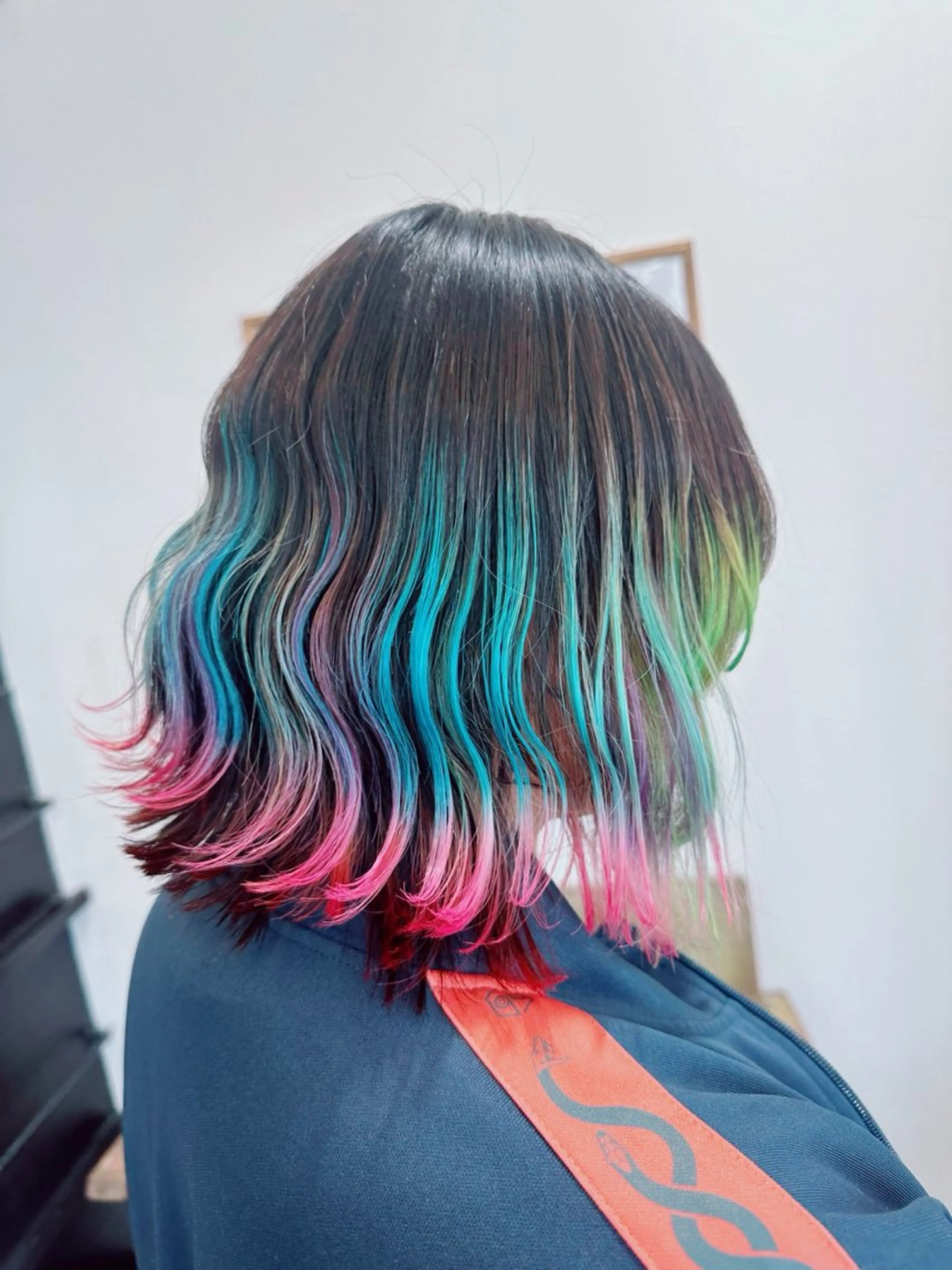 セミロング カラー カット ヘアカラー トリートメント ARISA🦋推し・ アニメカラー/派手髪のヘアスタイル