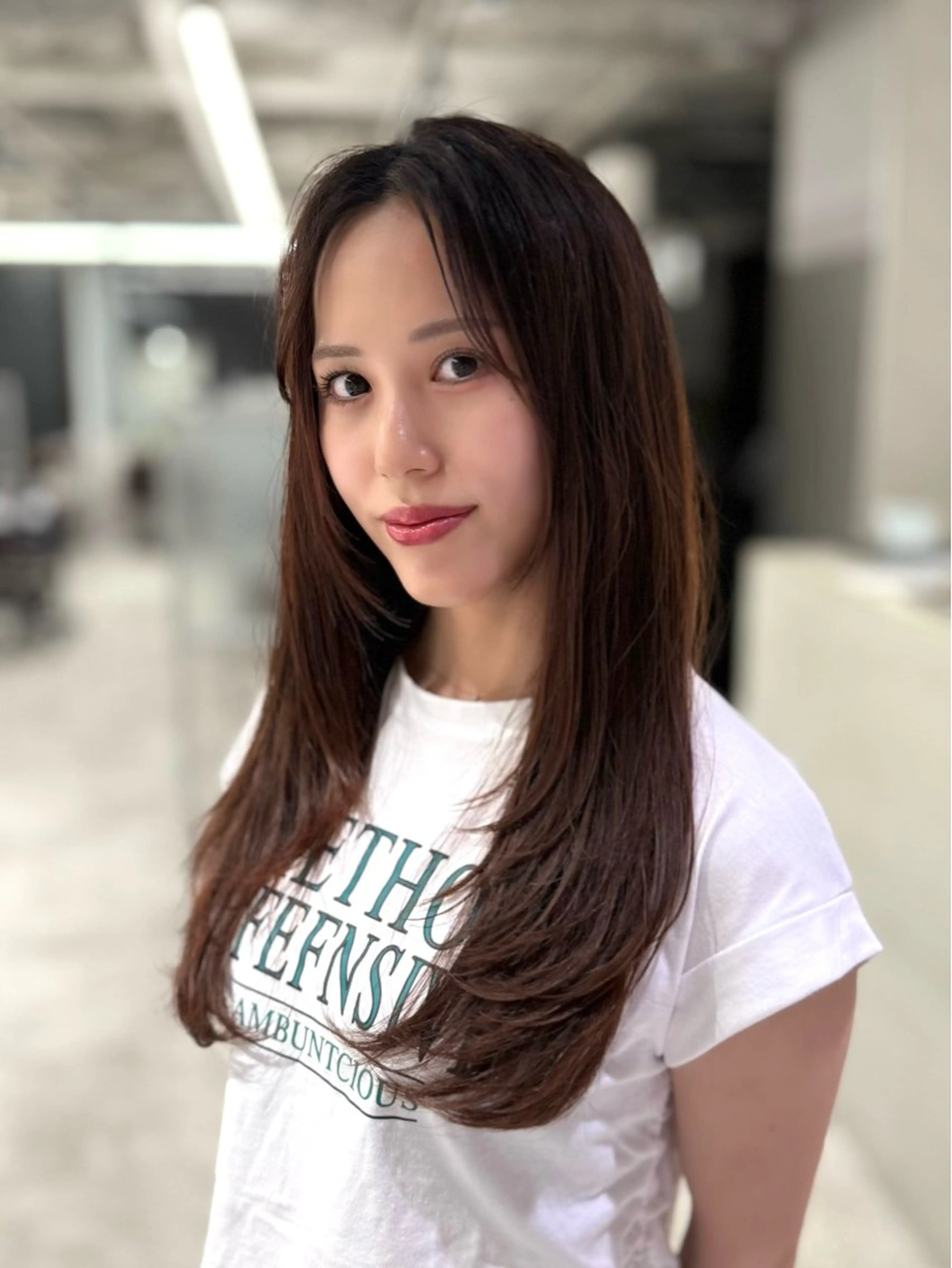 ロング ロングレイヤー レイヤーカット ロング 大阪梅田 稲葉利也斗のヘアスタイル