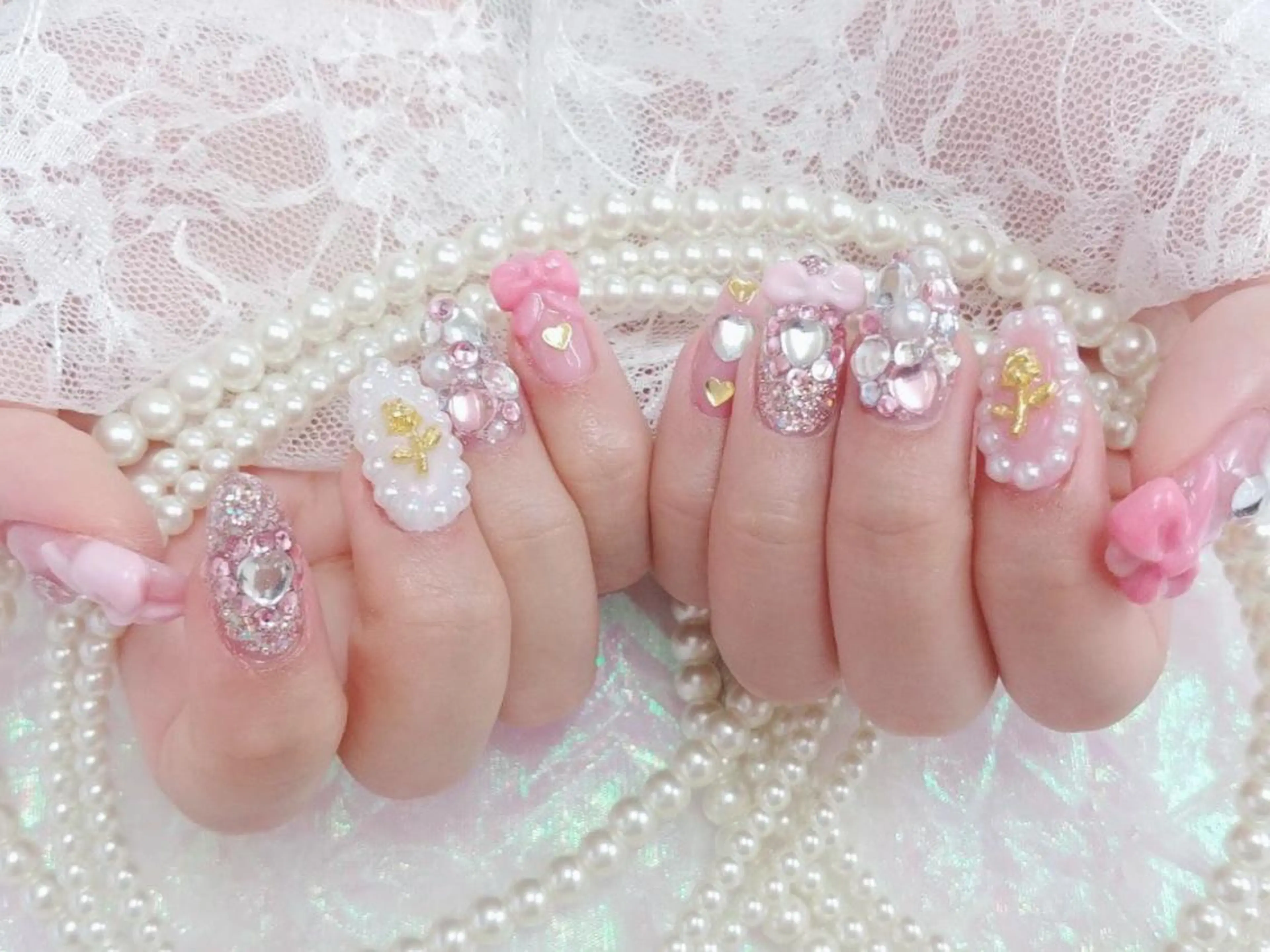 ネイル ガーリー リボン ハンドネイル Nail lieNのネイルデザイン