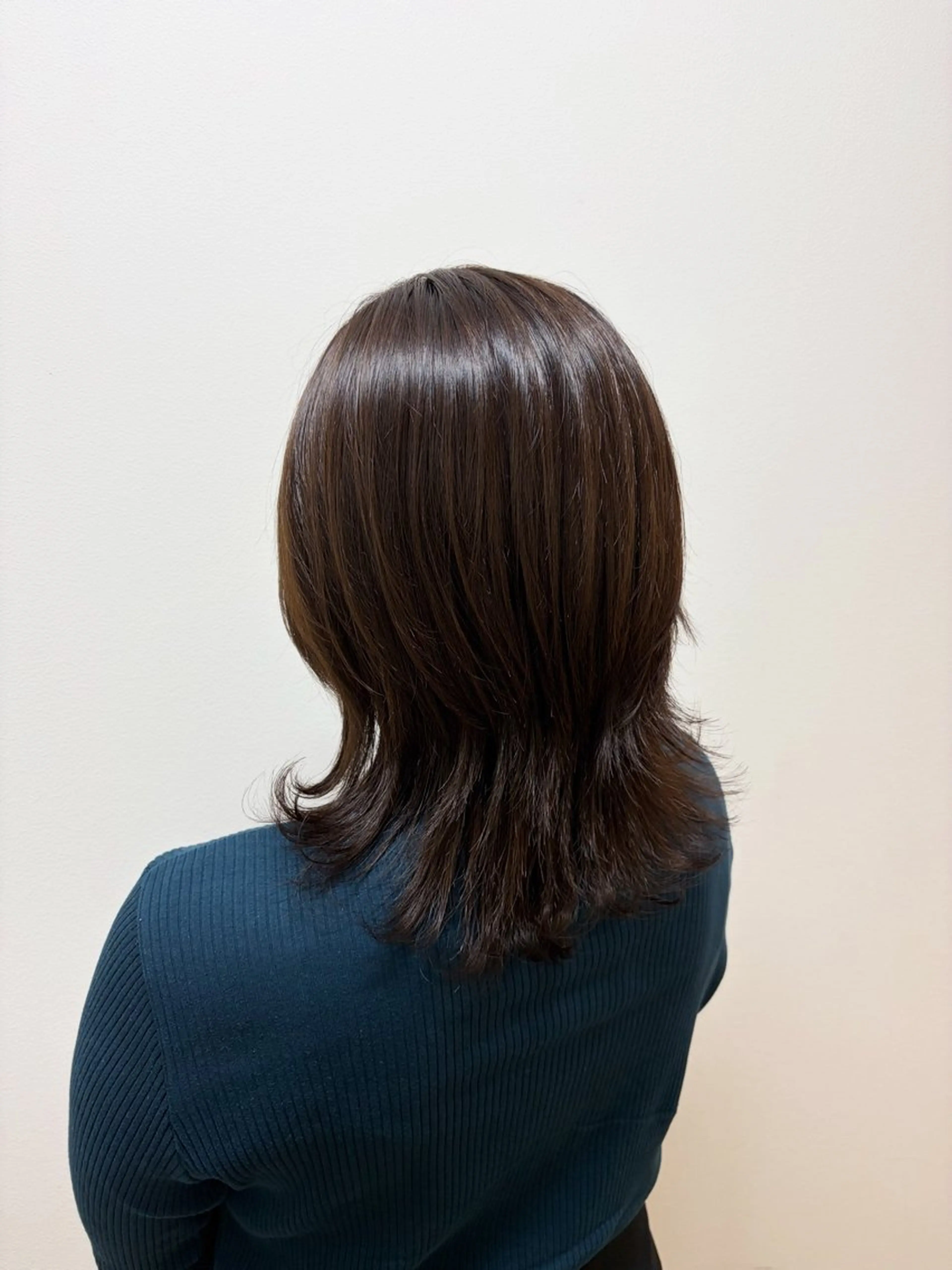 カラー レナークウィズ　北川 愛璃のヘアスタイル