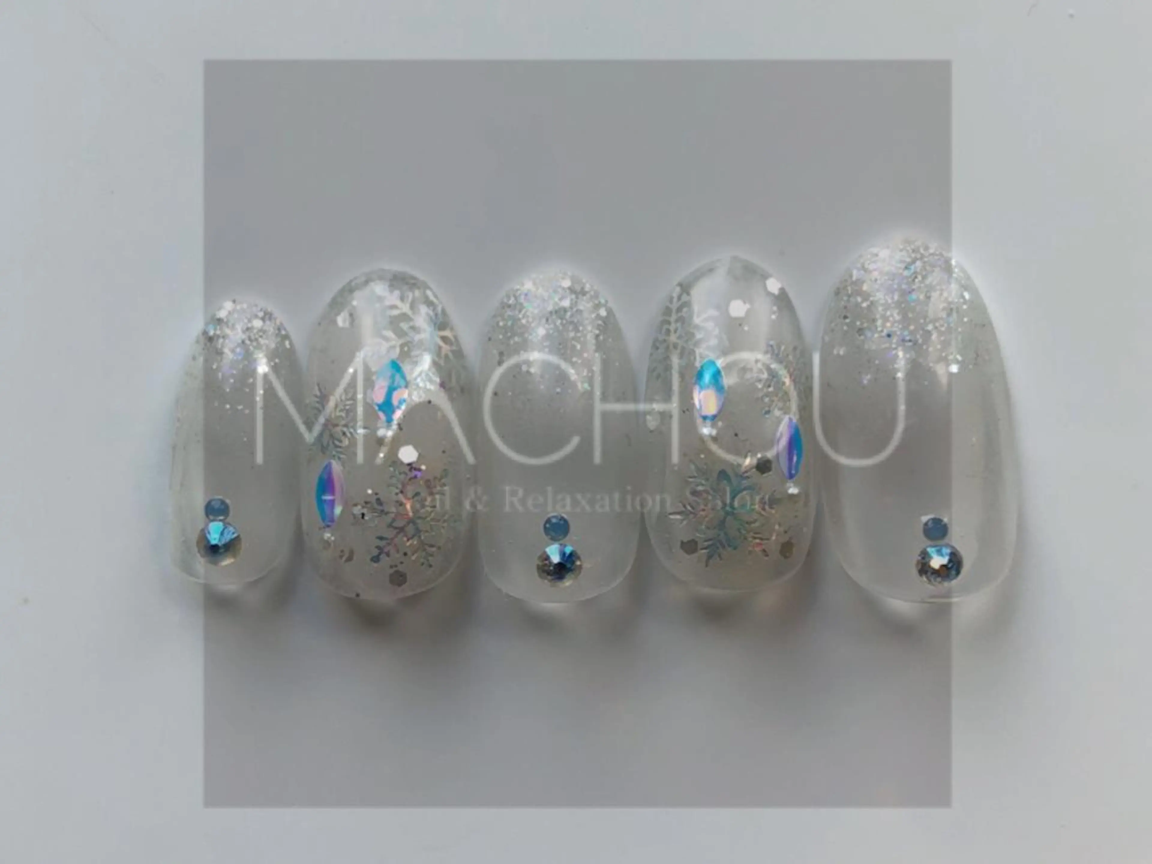 ネイル tomomi MACHOUのネイルデザイン