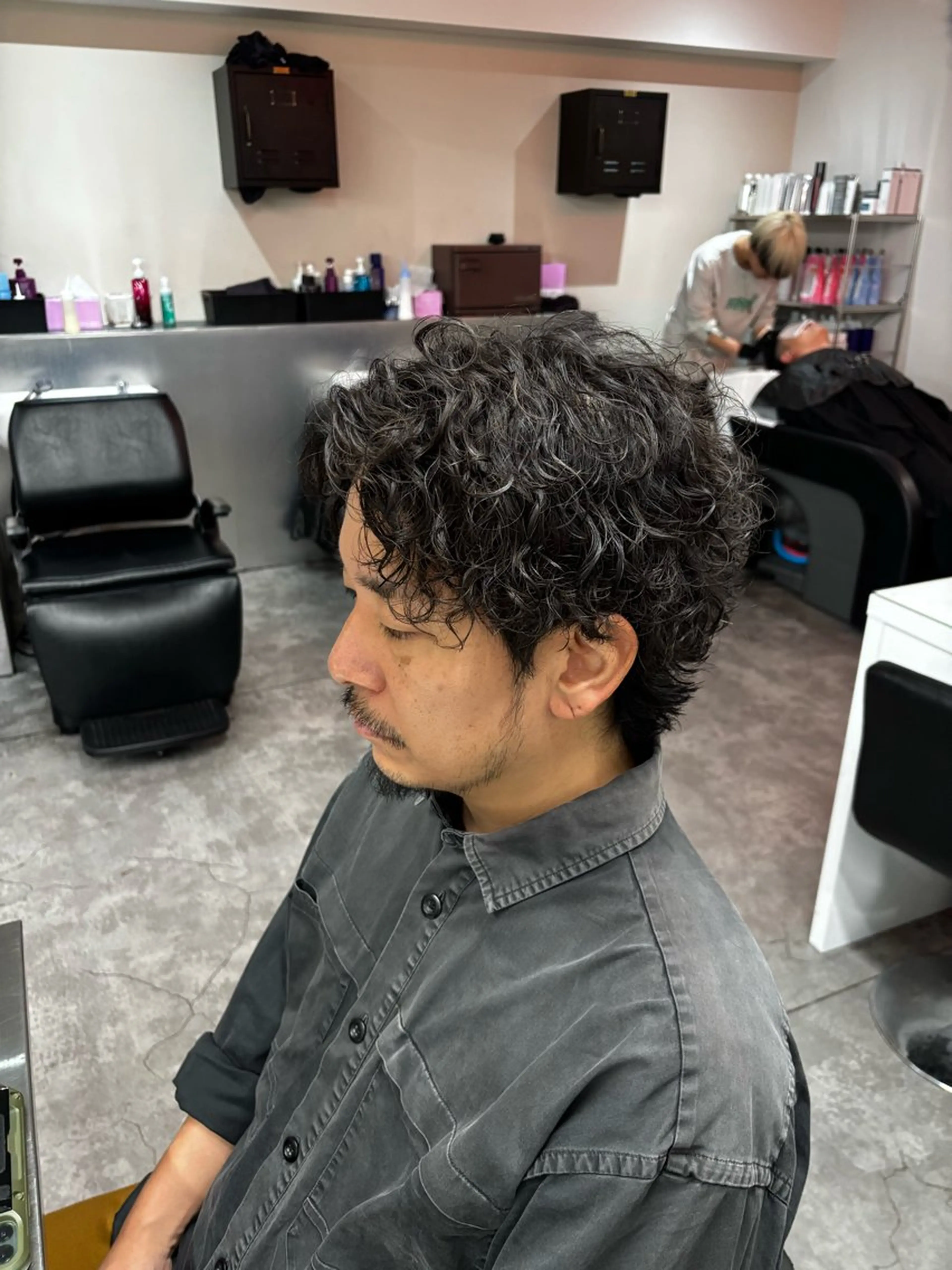 パーマ メンズ メンズ特化✨️ 韓国風パーマ🔥一八のヘアスタイル