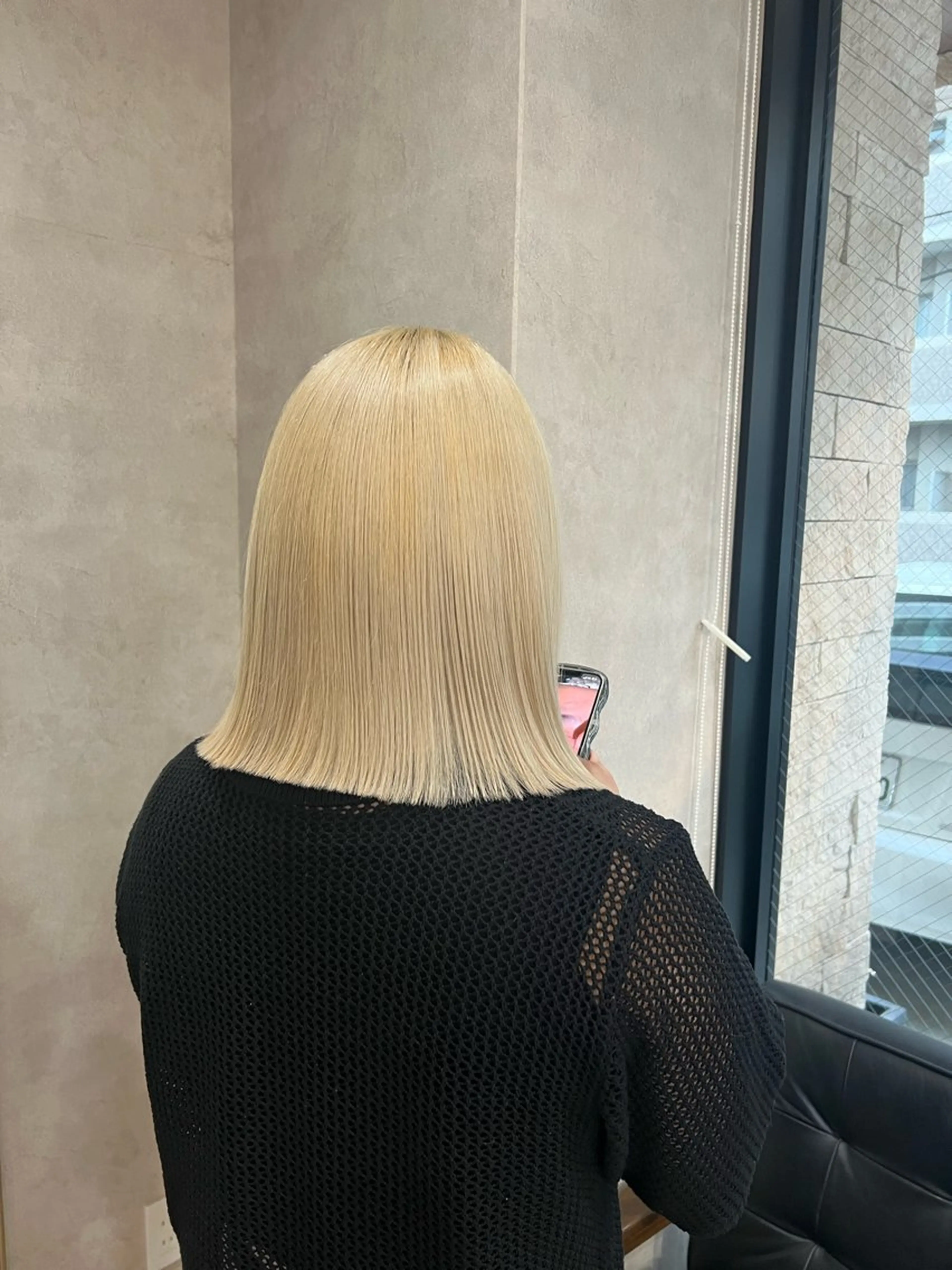 ミディアム 切りっぱなしボブ ボブ カット ヘアカラー トリートメント RIENS xrea 髪質改善 /ななみのヘアスタイル