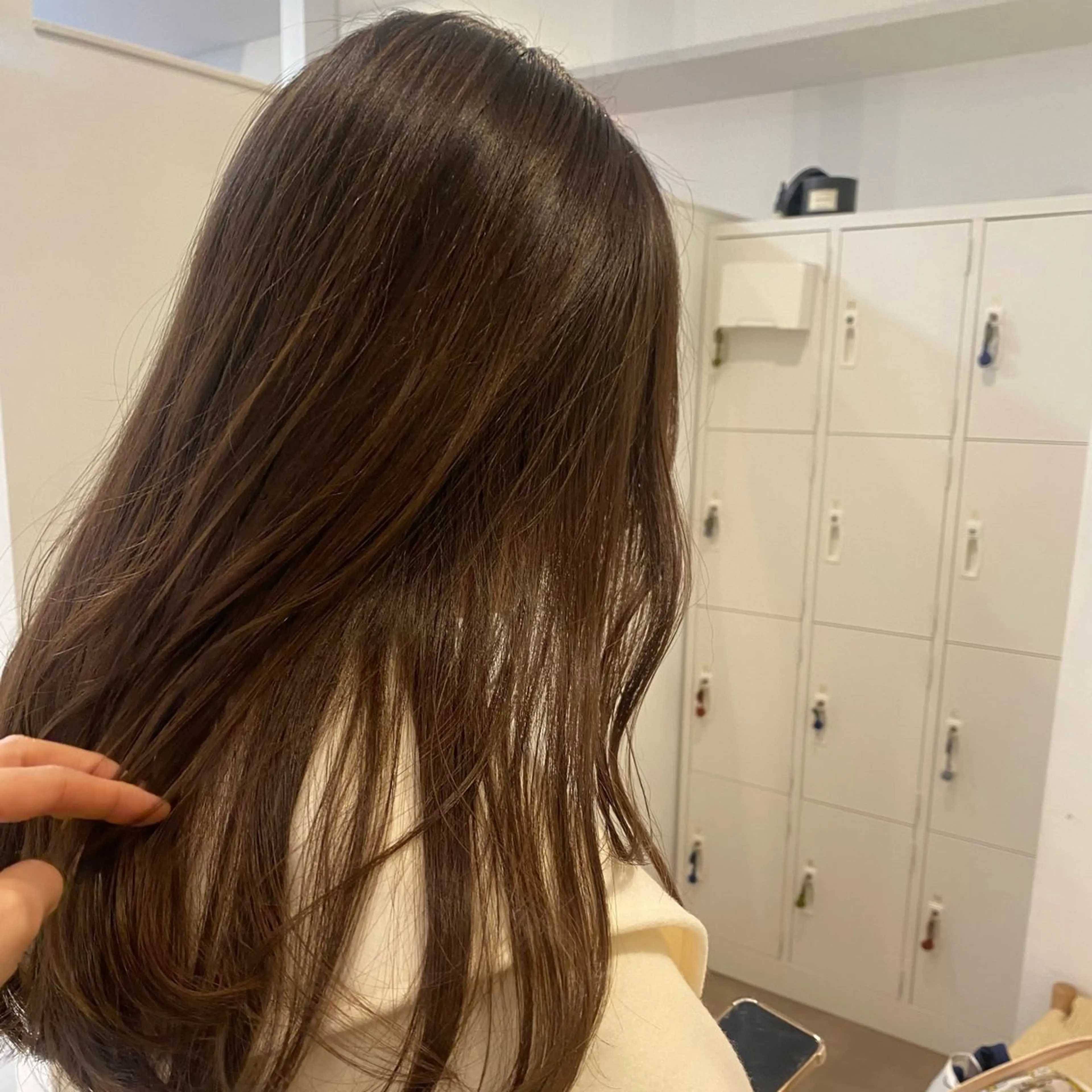 セミロング カラー ベージュカラー ヘアカラー トリートメント H梅田 / 811 堀本菜奈のヘアスタイル