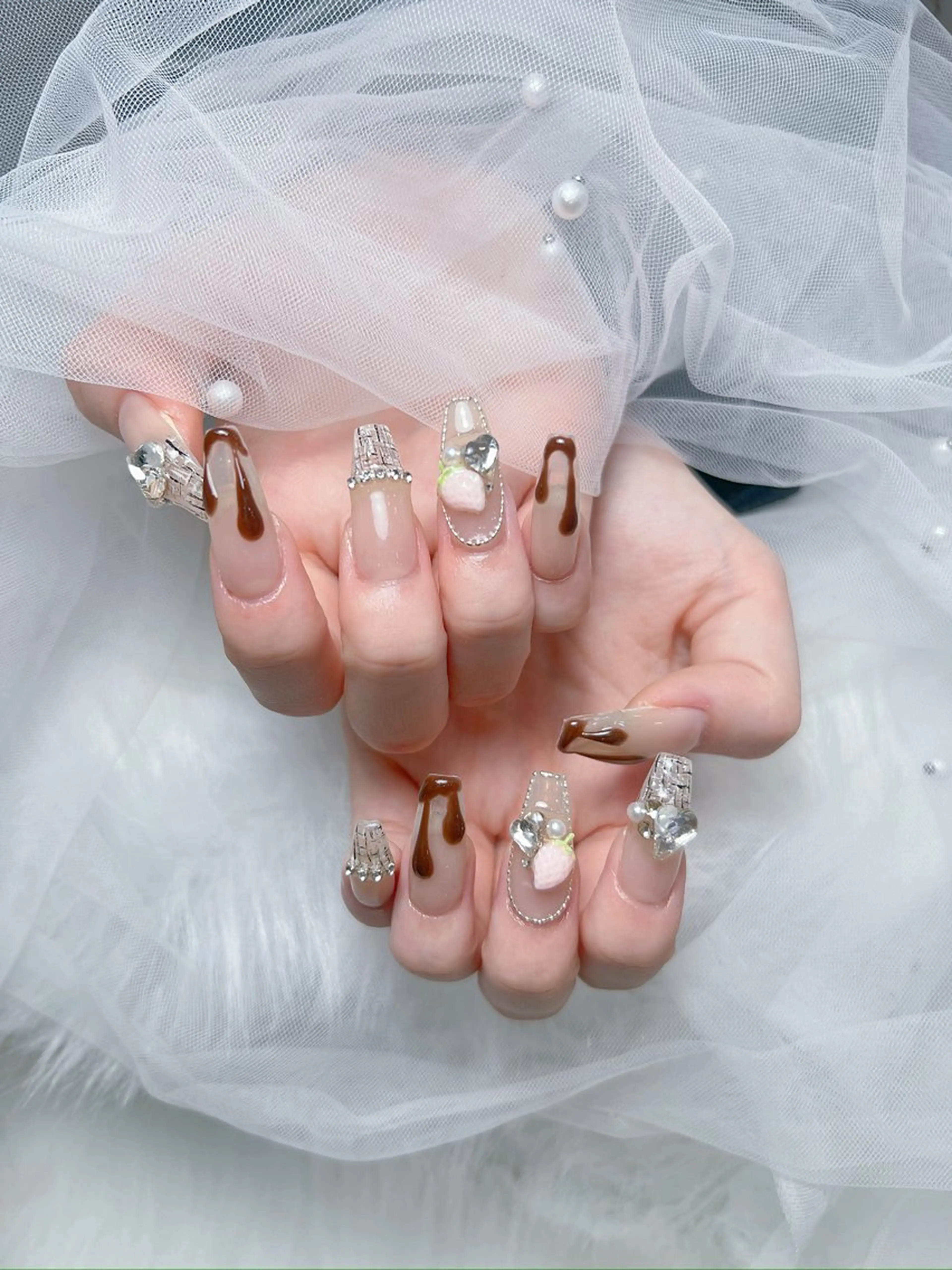 ネイル アートネイル オーロラネイル チークネイル 長さ出し フットネイル Miya_nail所属・Miya _nailのネイルデザイン