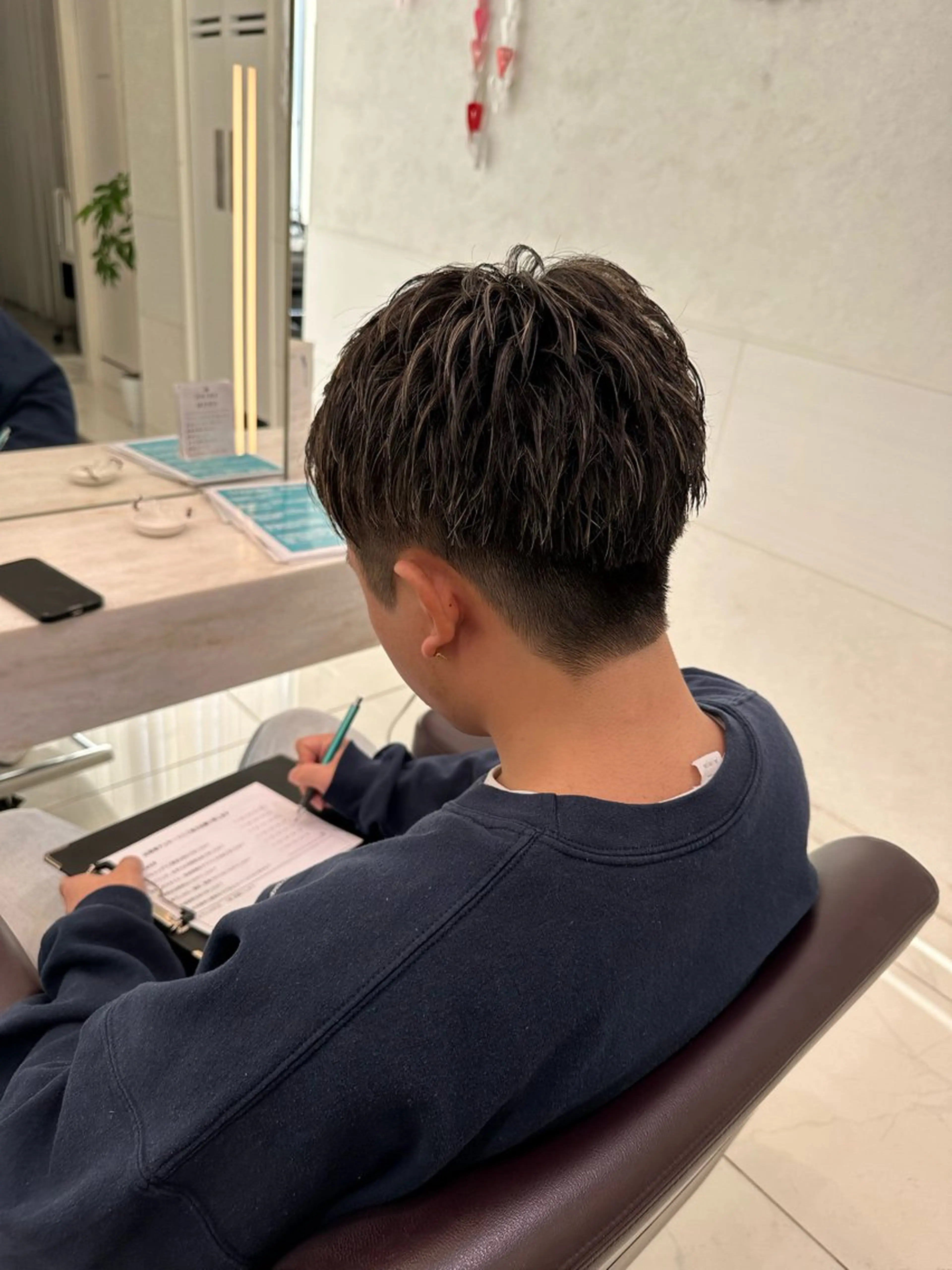 ショート カラー メンズ 似合わせレイヤー 海外風レイヤーmioのヘアスタイル