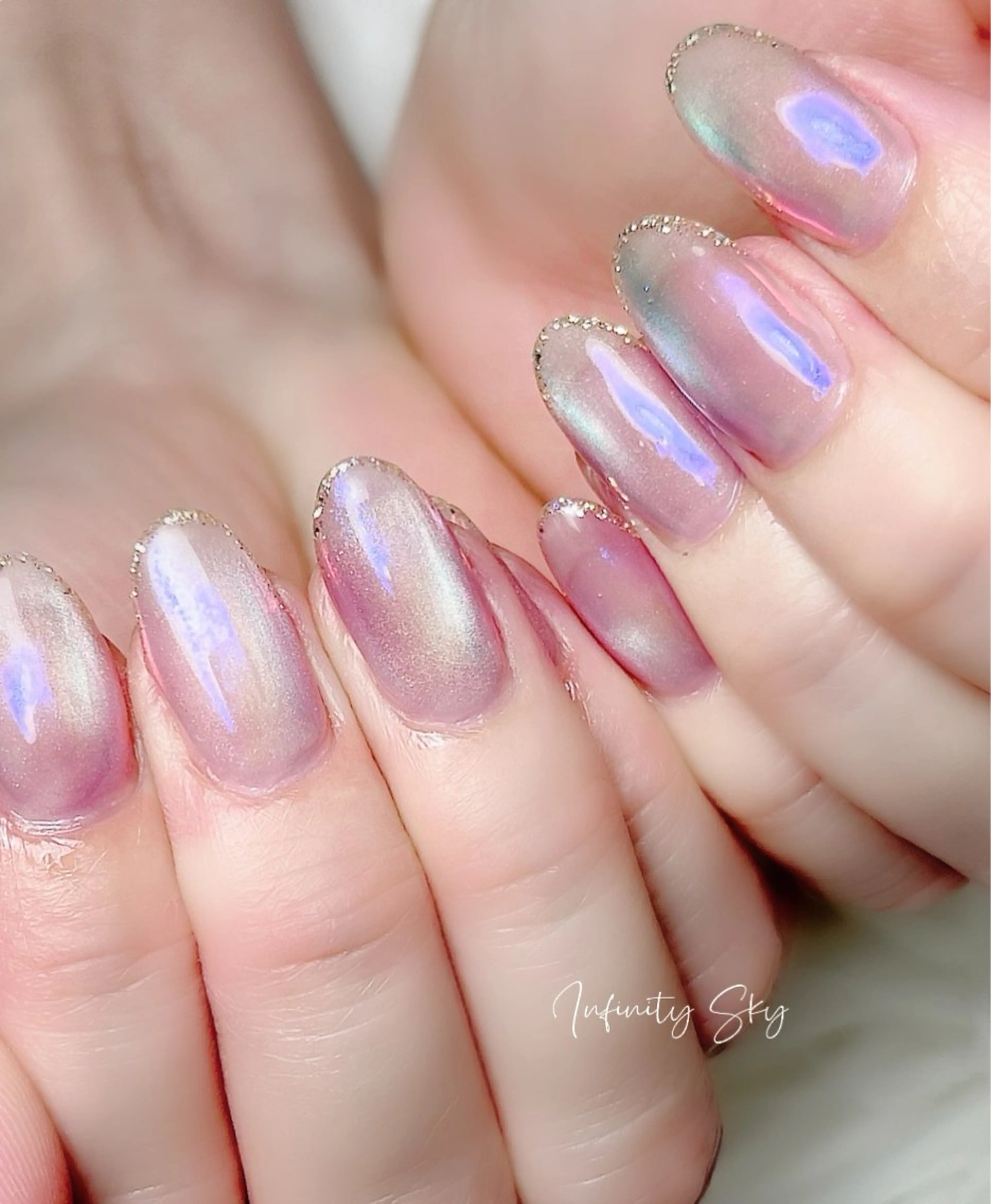 ネイル オーロラネイル infinity skyのネイルデザイン