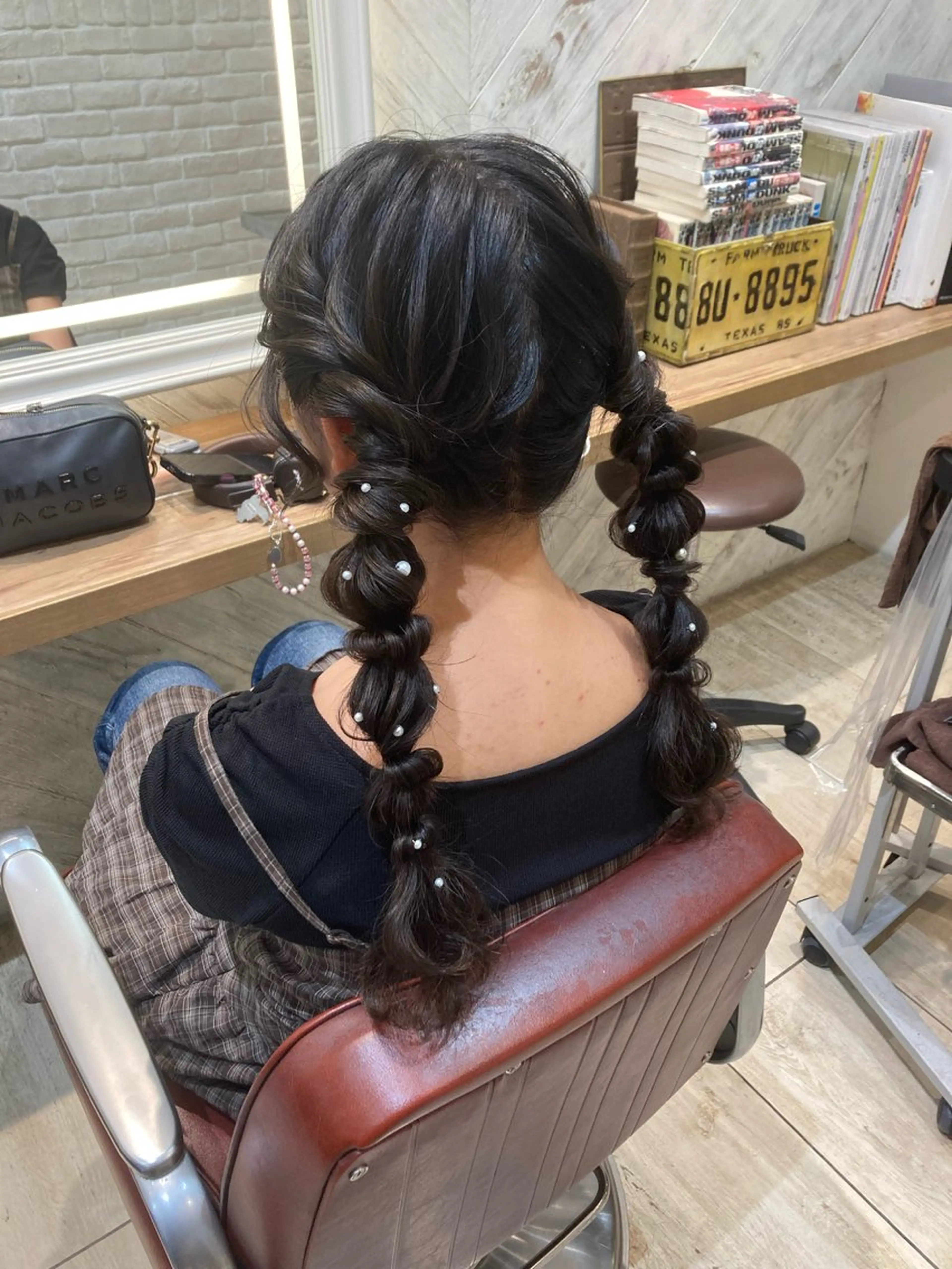 ヘアアレンジ あやかショート 白髪ぼかしのヘアスタイル