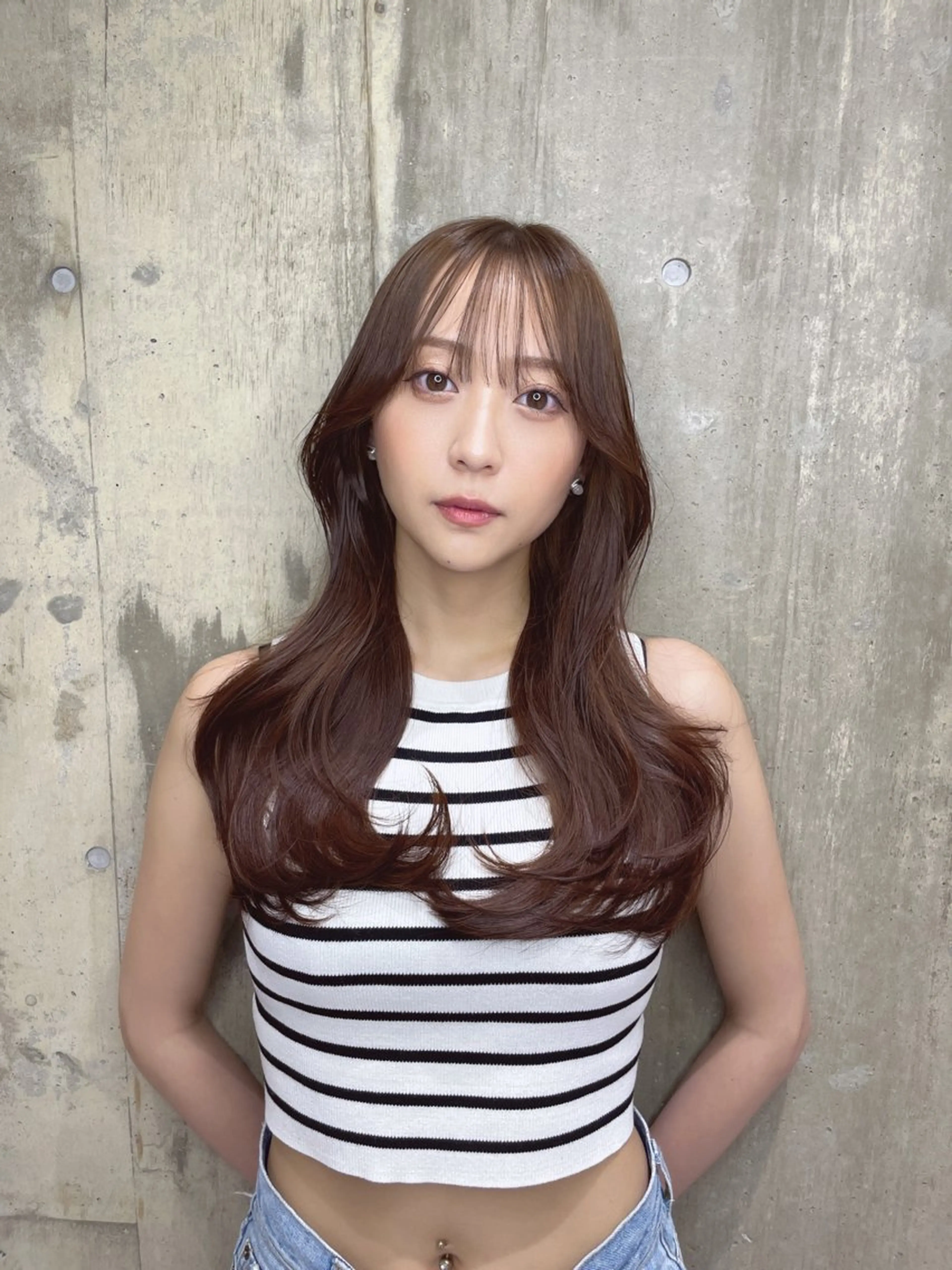 セミロング カラー グレージュ 韓国風ヘア レイヤーカット 寺島 圭人のヘアスタイル