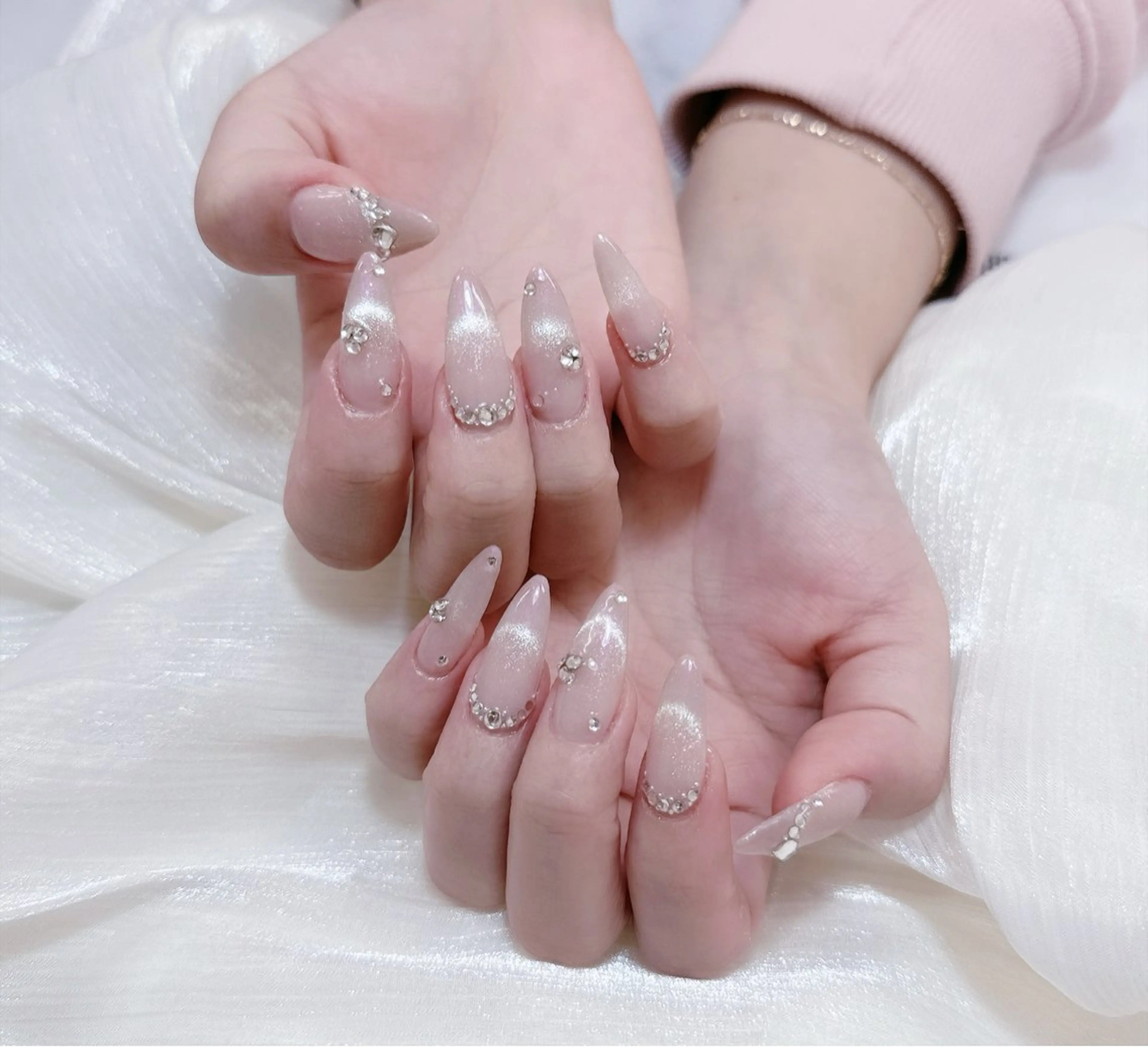 ネイル チークネイル フレンチネイル グラデーション 氷ネイル・うるうるネイル キラキラネイル 陳 rinaのネイルデザイン