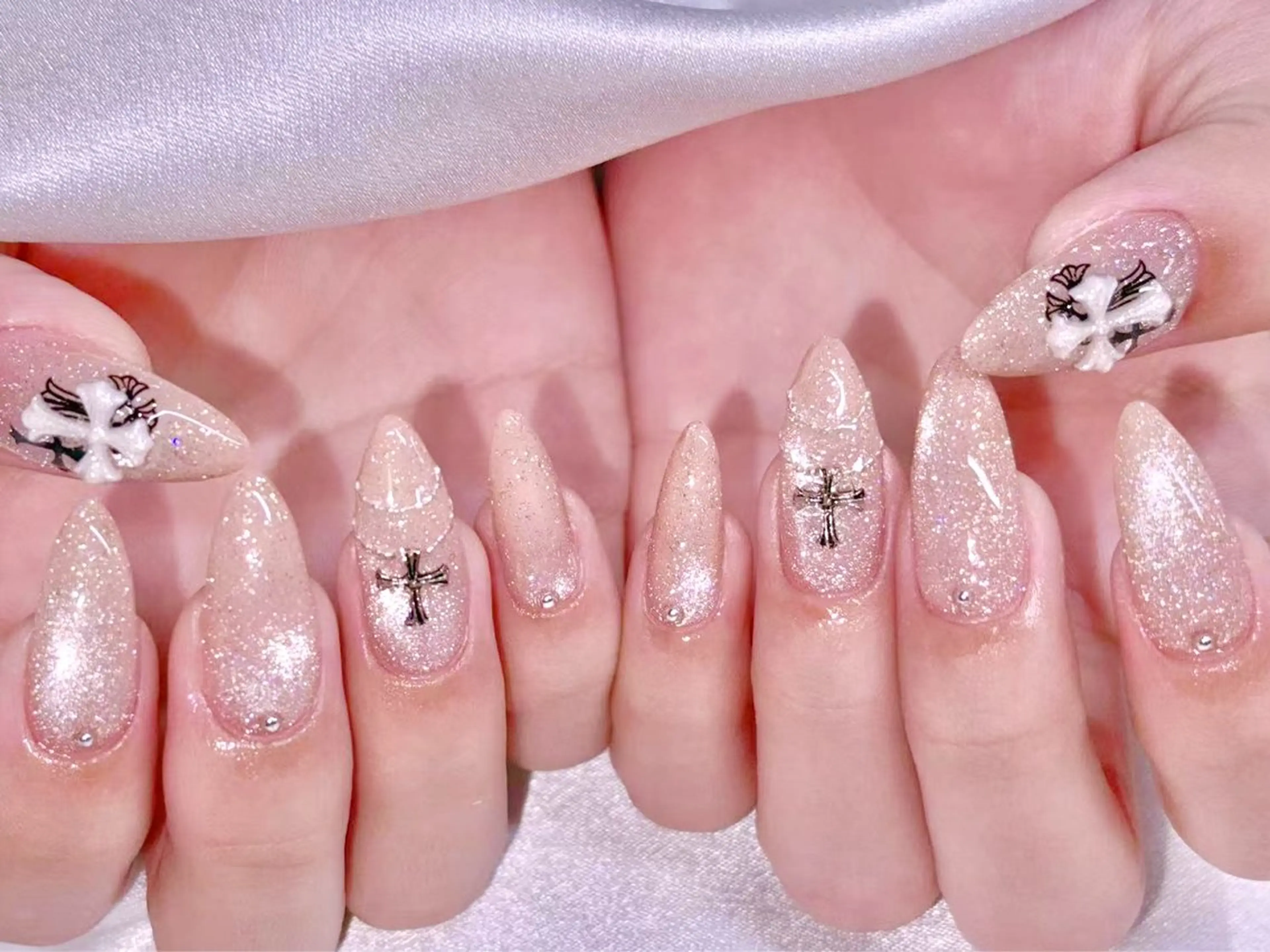 ネイル カジュアル フラッシュネイル フラッシュマグ マグネットネイル シンプルネイル 美爪パラジェル導入店 Sunnilyのネイルデザイン