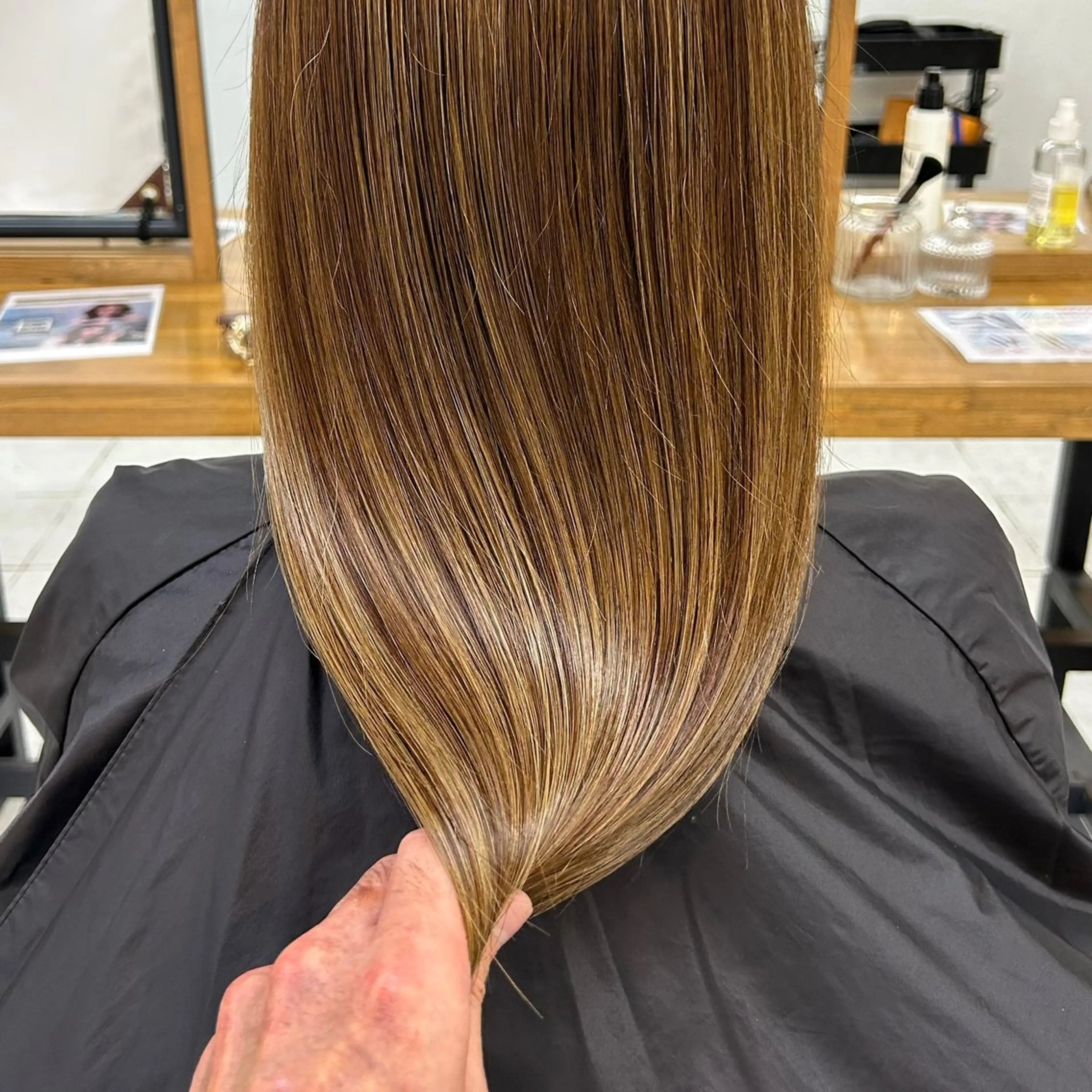 ロング カラー ヘアアレンジ 透明感カラー ハッシュカット 髪質改善 韓国風ヘア レイヤーカット ヘアカラー トリートメント 韓国レイヤーカット★ 小林大樹のヘアスタイル