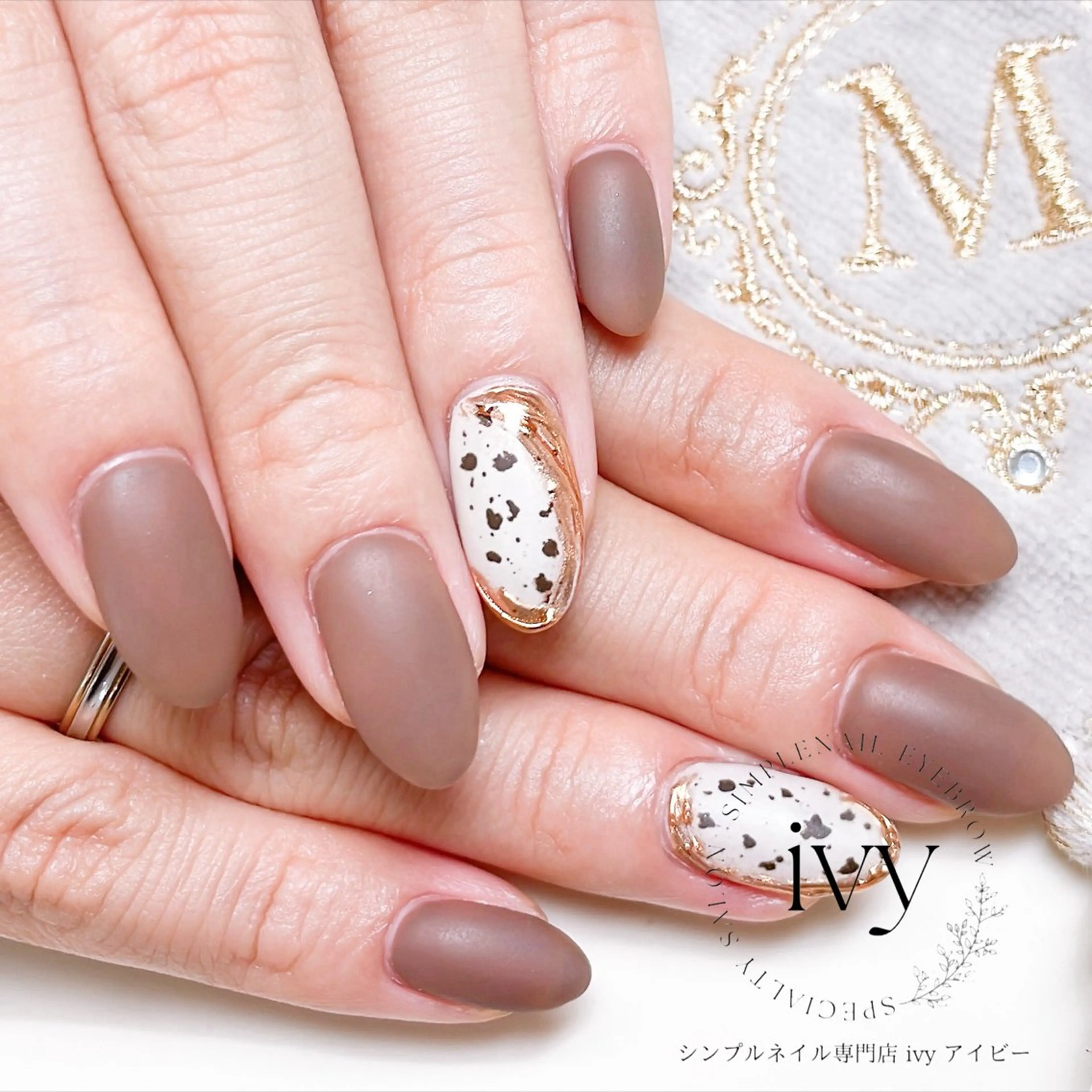 ネイル シンプルネイル専門店 ivy アイビーのネイルデザイン