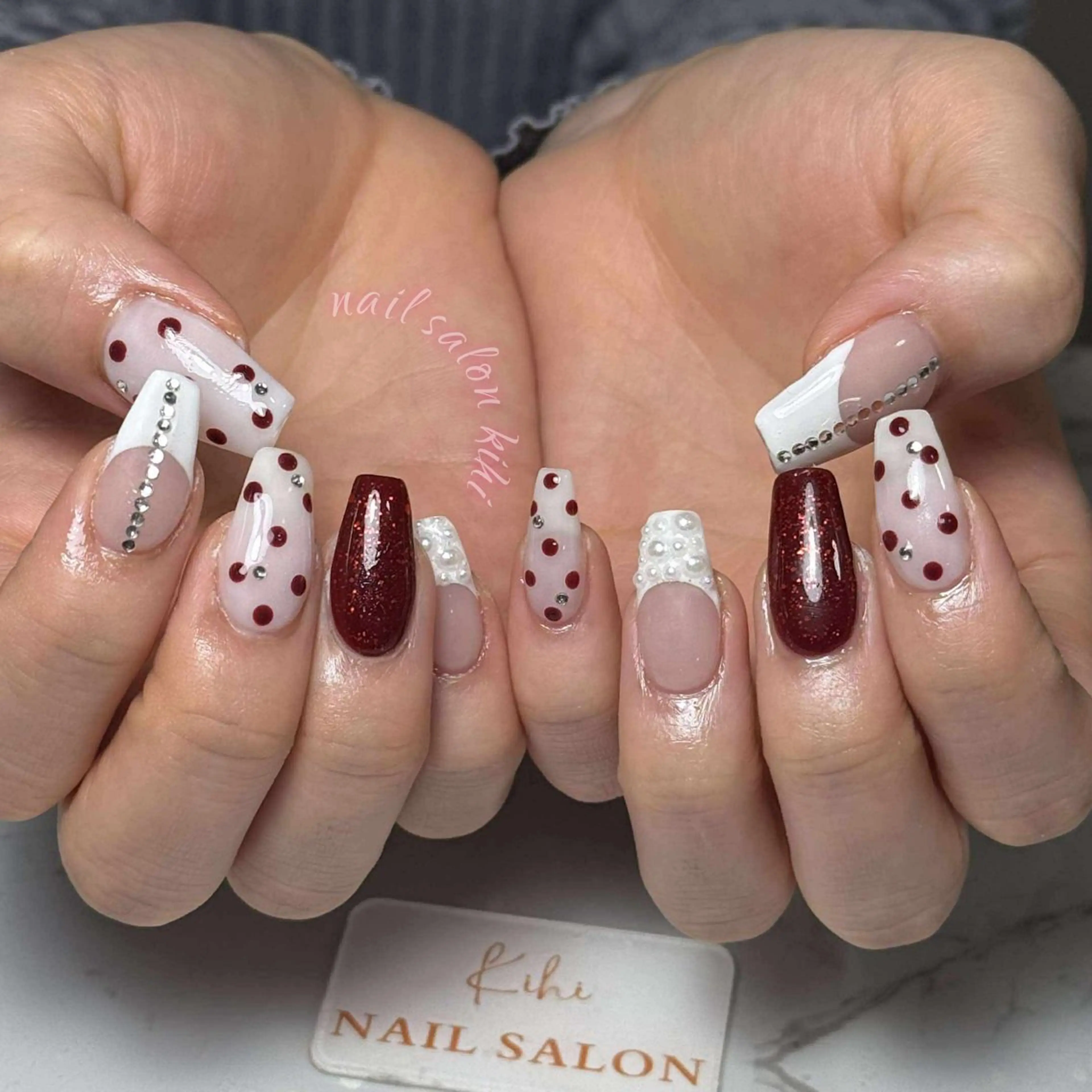 ネイル アートネイル フレンチネイル ジェルネイル グラデーション 韓国ネイル ハンドネイル ハンドケア さくら💮💮 【オフ無料】のネイルデザイン