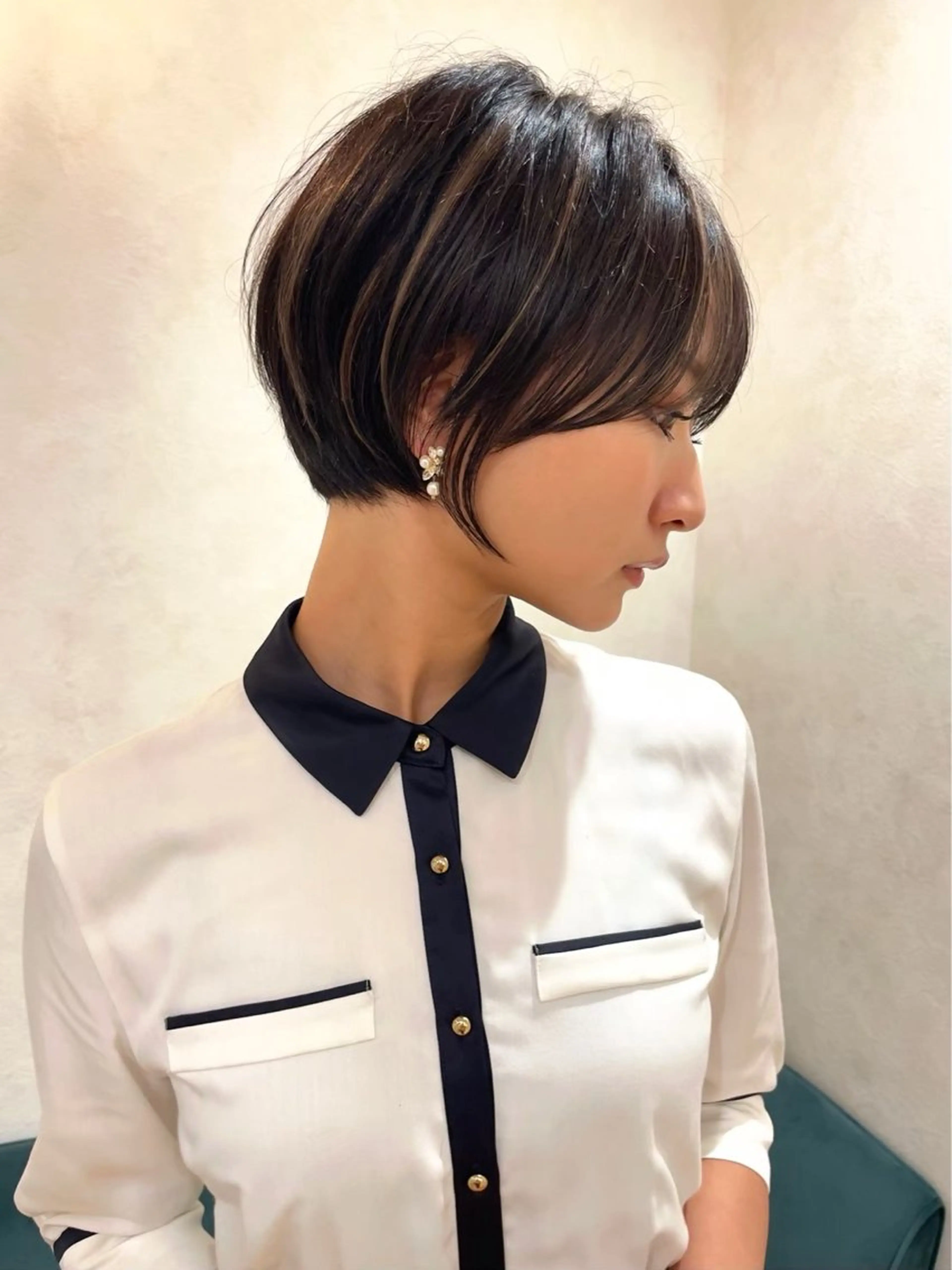 ショート 💖しの💖韓国ヘア レイヤーカットのヘアスタイル