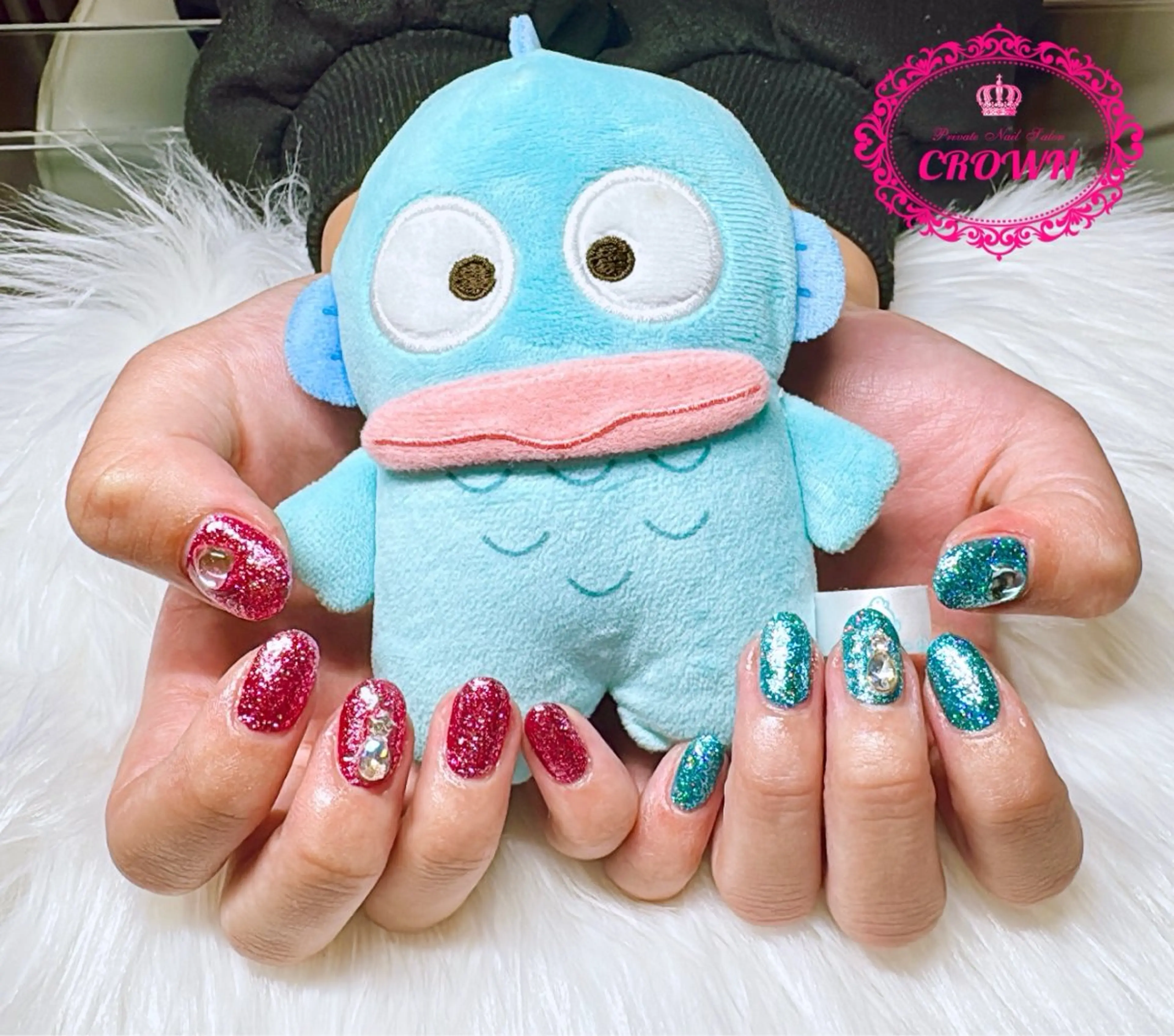 ネイル CROWN プライベートサロンのネイルデザイン