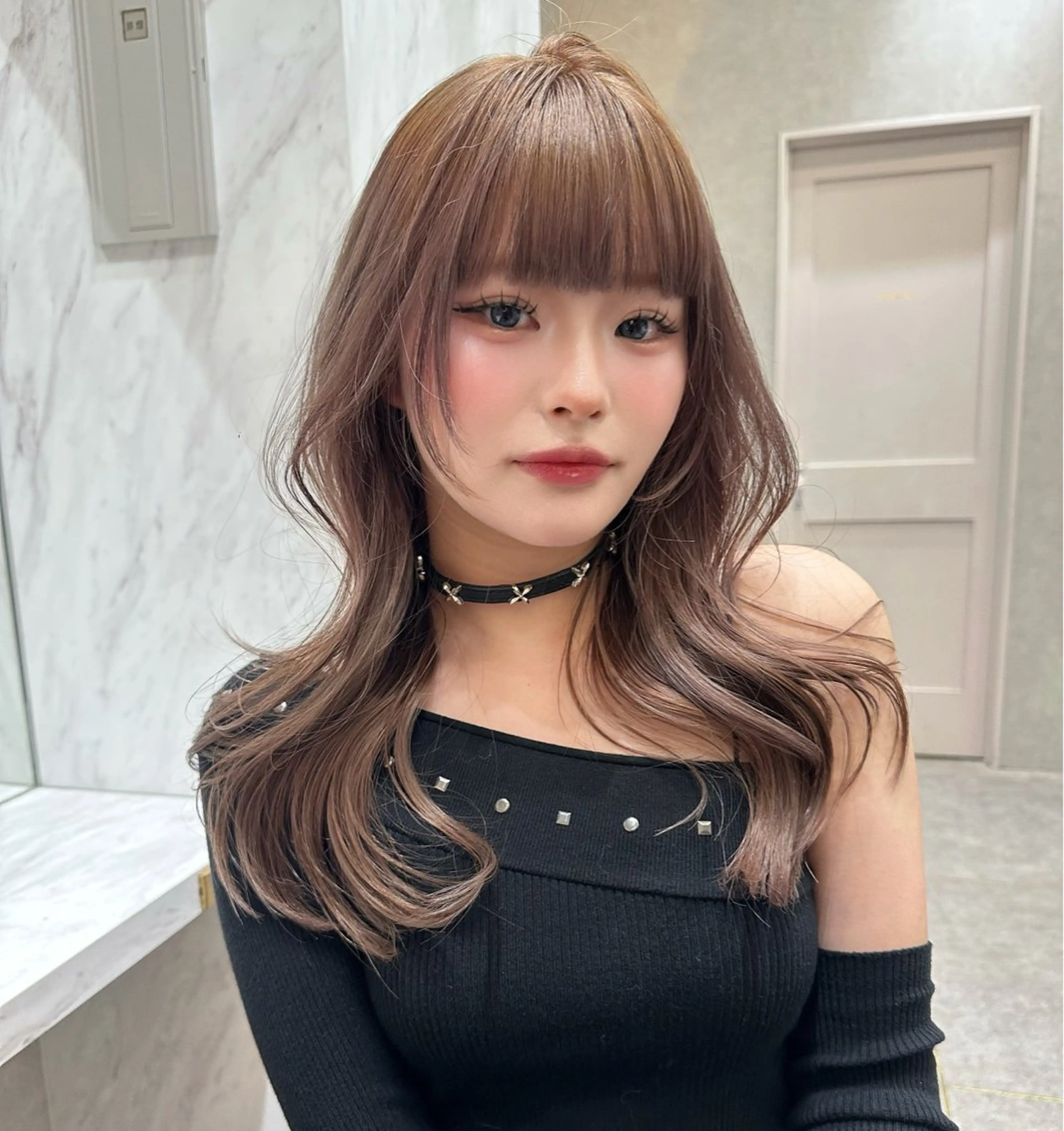 セミロング 顔周りカット 髪質改善 韓国風ヘア レイヤーカット ヘアカラー トリートメント Lond  mare 🦋ayana🦋のヘアスタイル