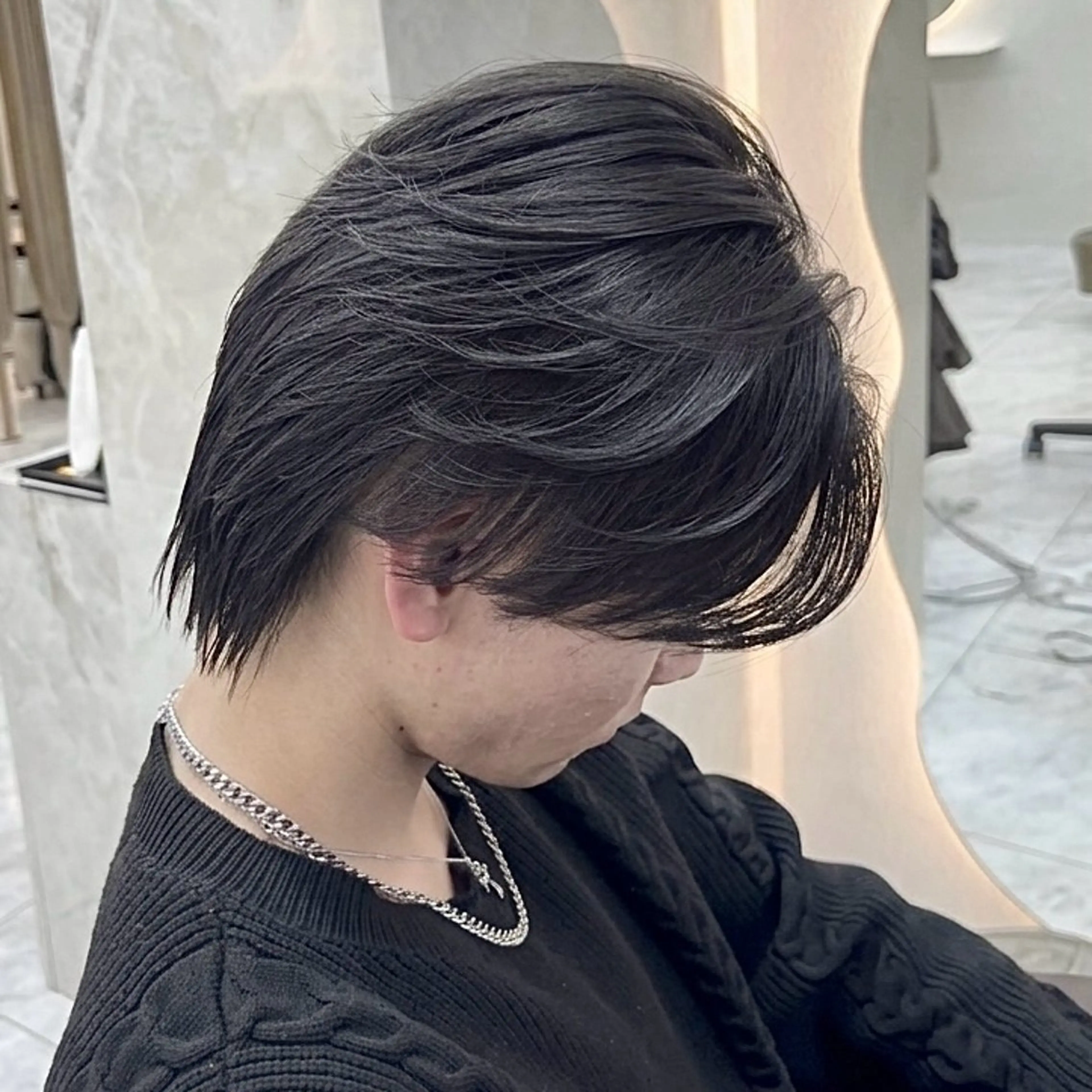 ショート メンズ センターパート カット 🦋Yui🦋透明感 /ベージュ/髪質改善のヘアスタイル