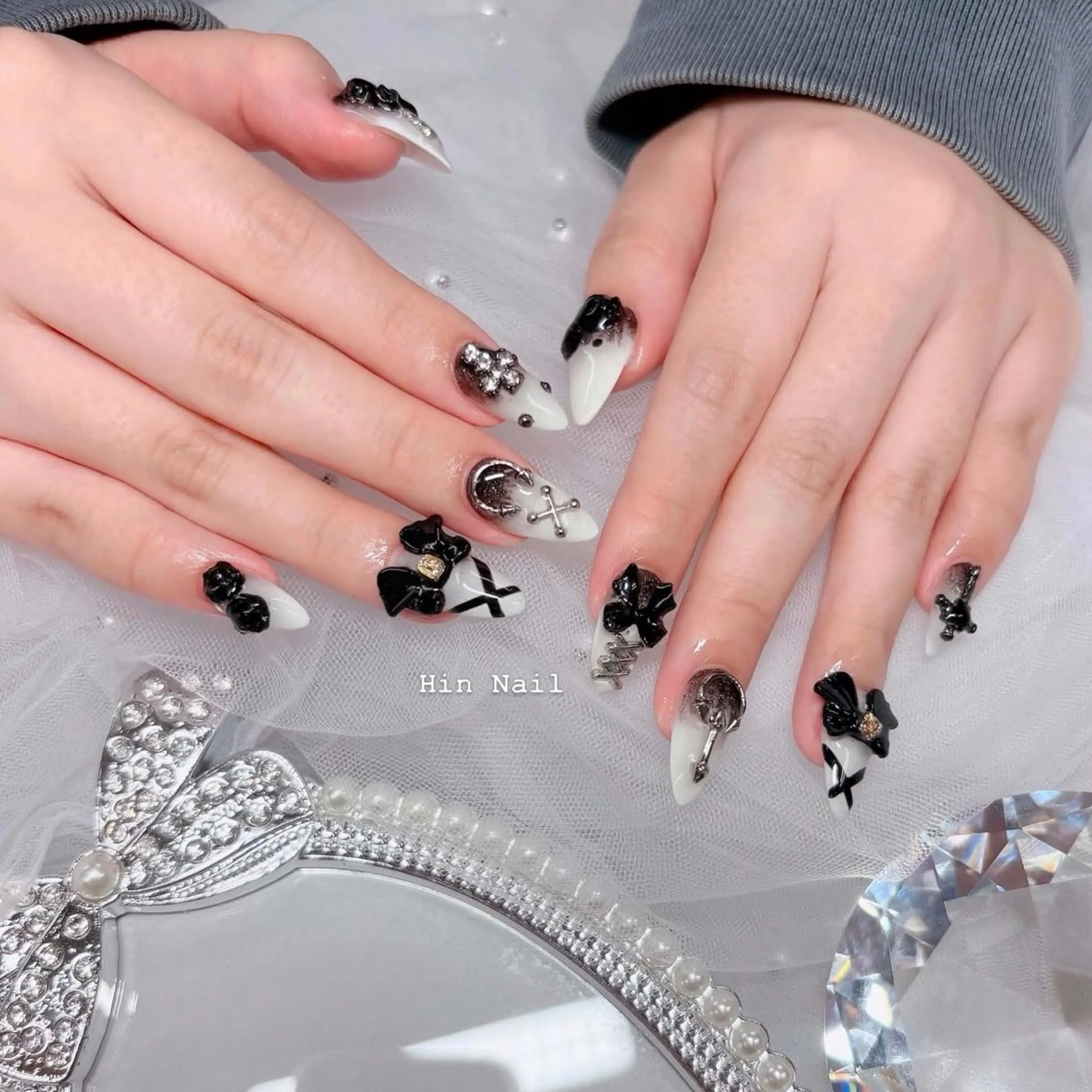 ネイル ハンドネイル HIN NAILのネイルデザイン