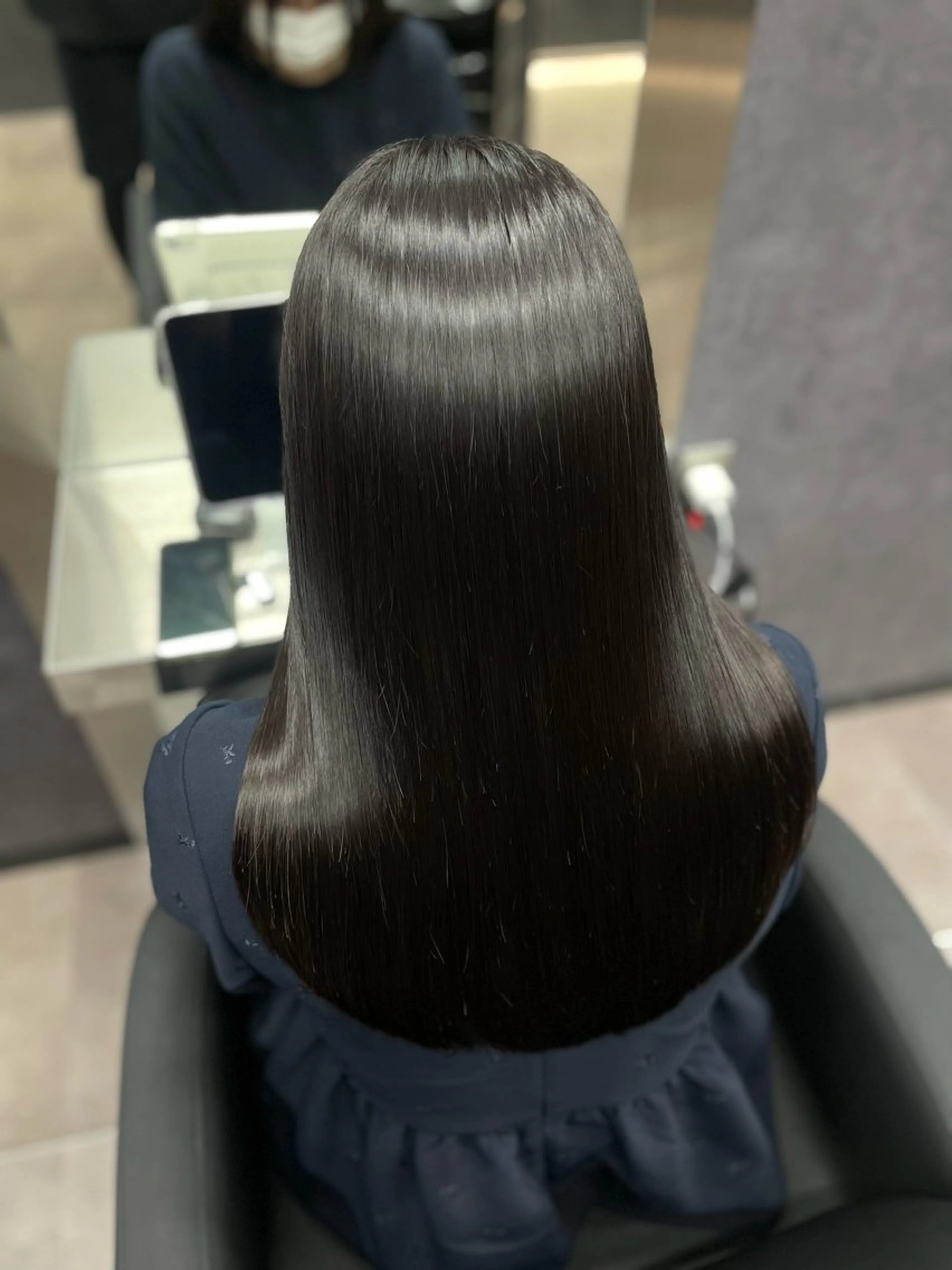 ロング カット ヘアカラー 縮毛矯正 トリートメント CYNTHIADUE 店長｜ IRISUのヘアスタイル