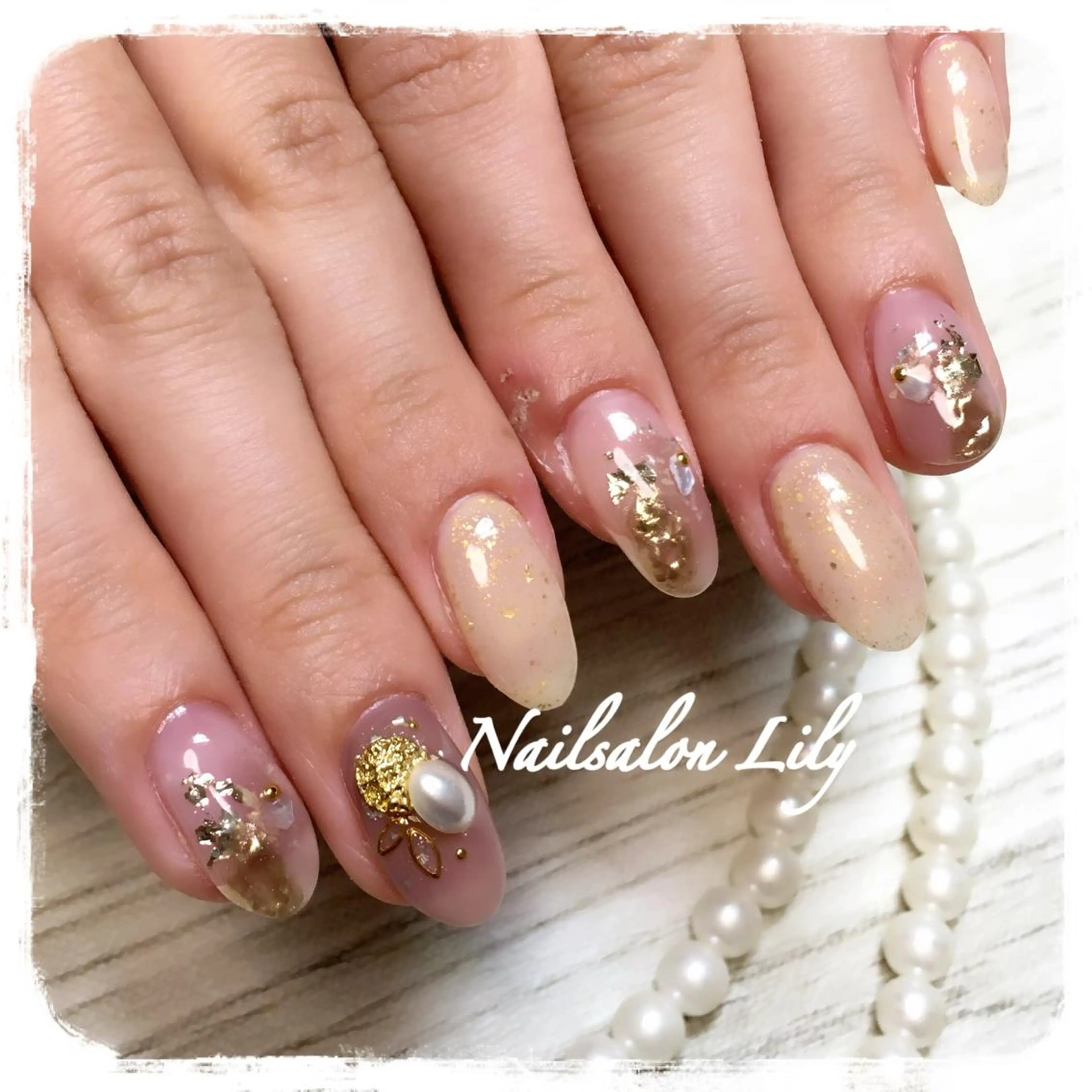 ネイル ハンドネイル Lily*nail 🌻Mii🌻のネイルデザイン