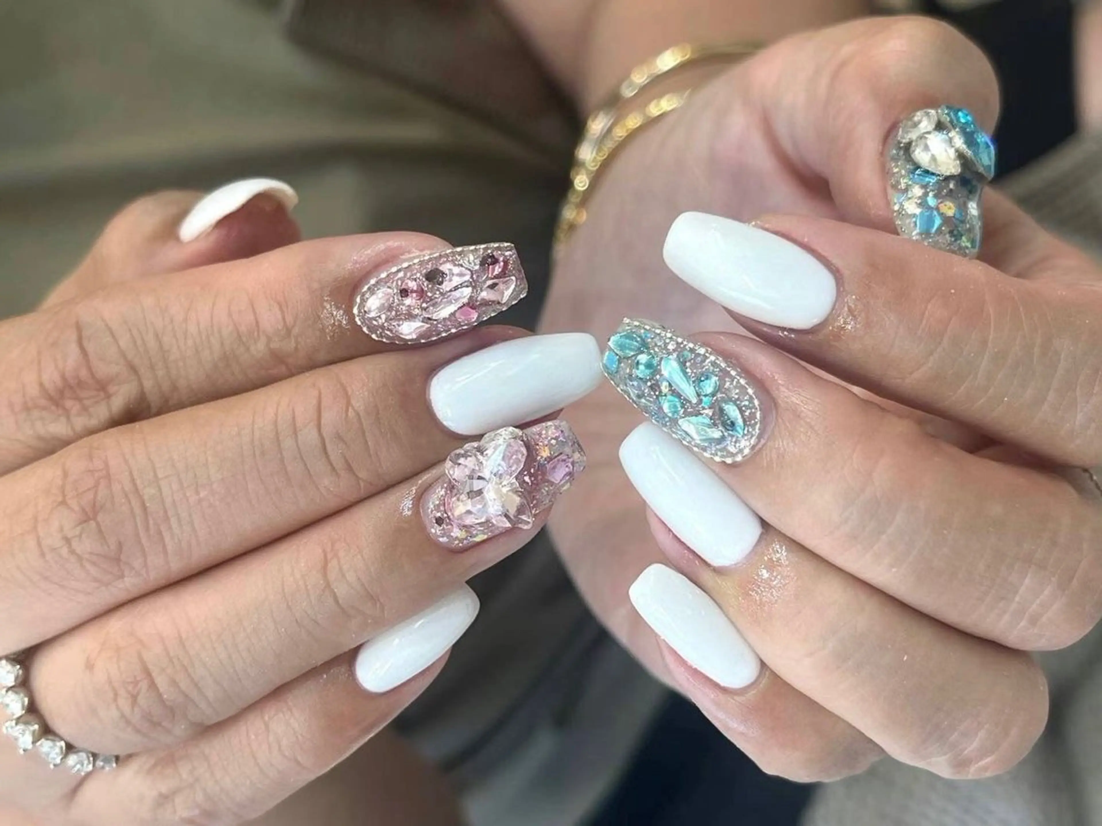 ネイル アートネイル フラワーネイル フットネイル ジェルネイル マグネットネイル Babarla　Nail　Salon所属・babarla Nailのネイルデザイン