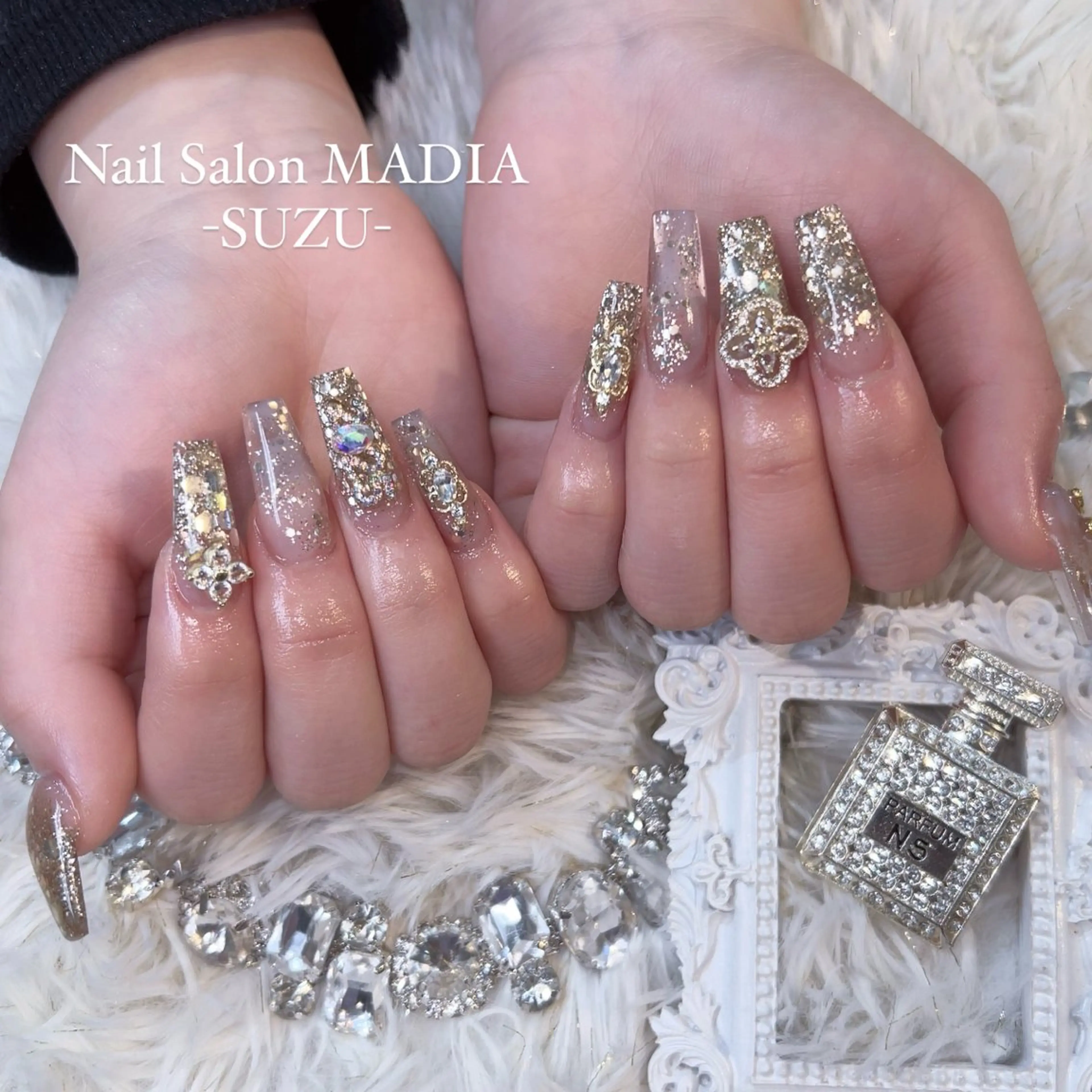 ネイル MADIA所属・_ suzuのネイルデザイン