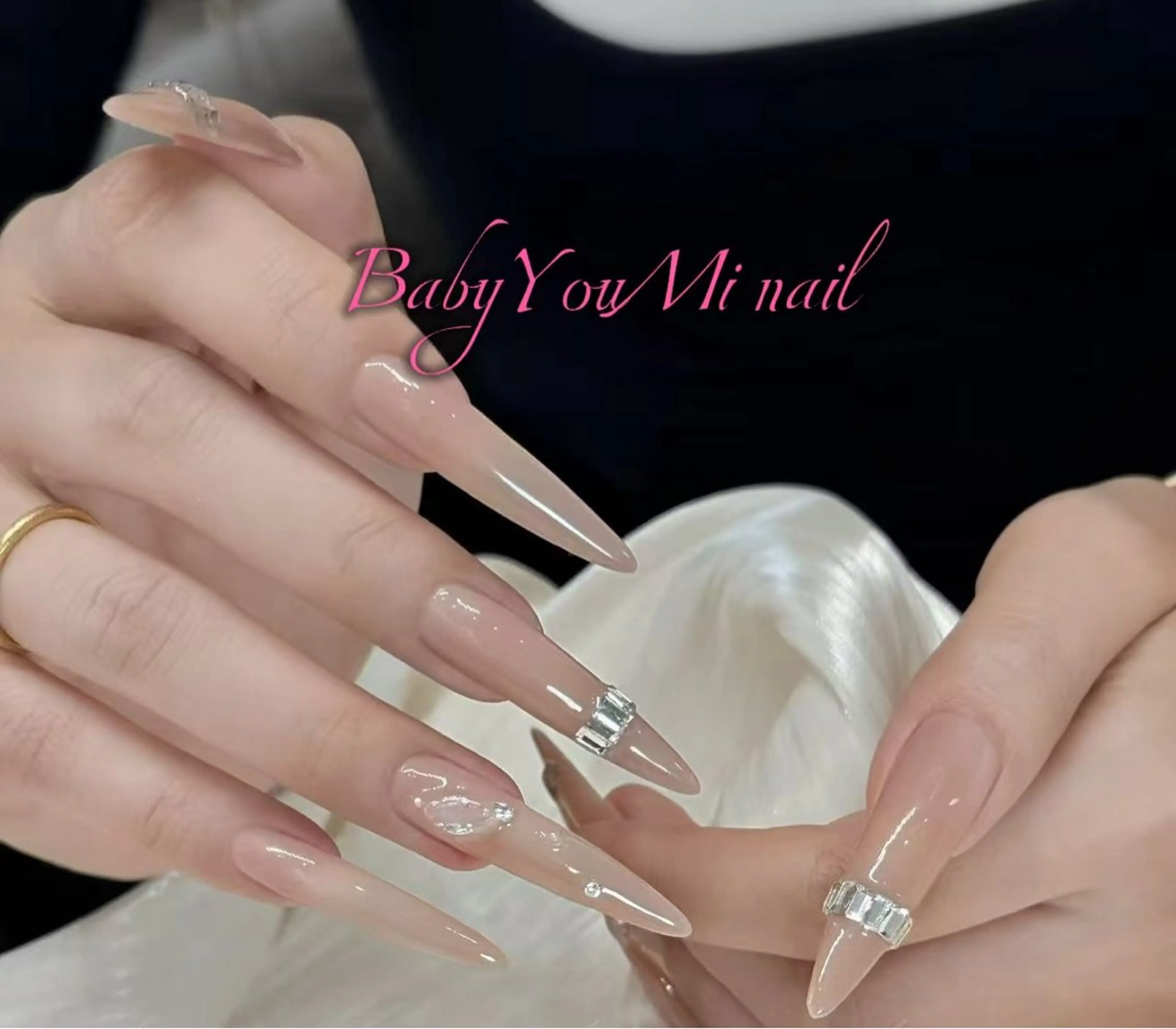 ネイル オーロラネイル 成人式 フットネイル フレンチネイル ジェルネイル ハンドネイル Oomiya 服部のネイルデザイン