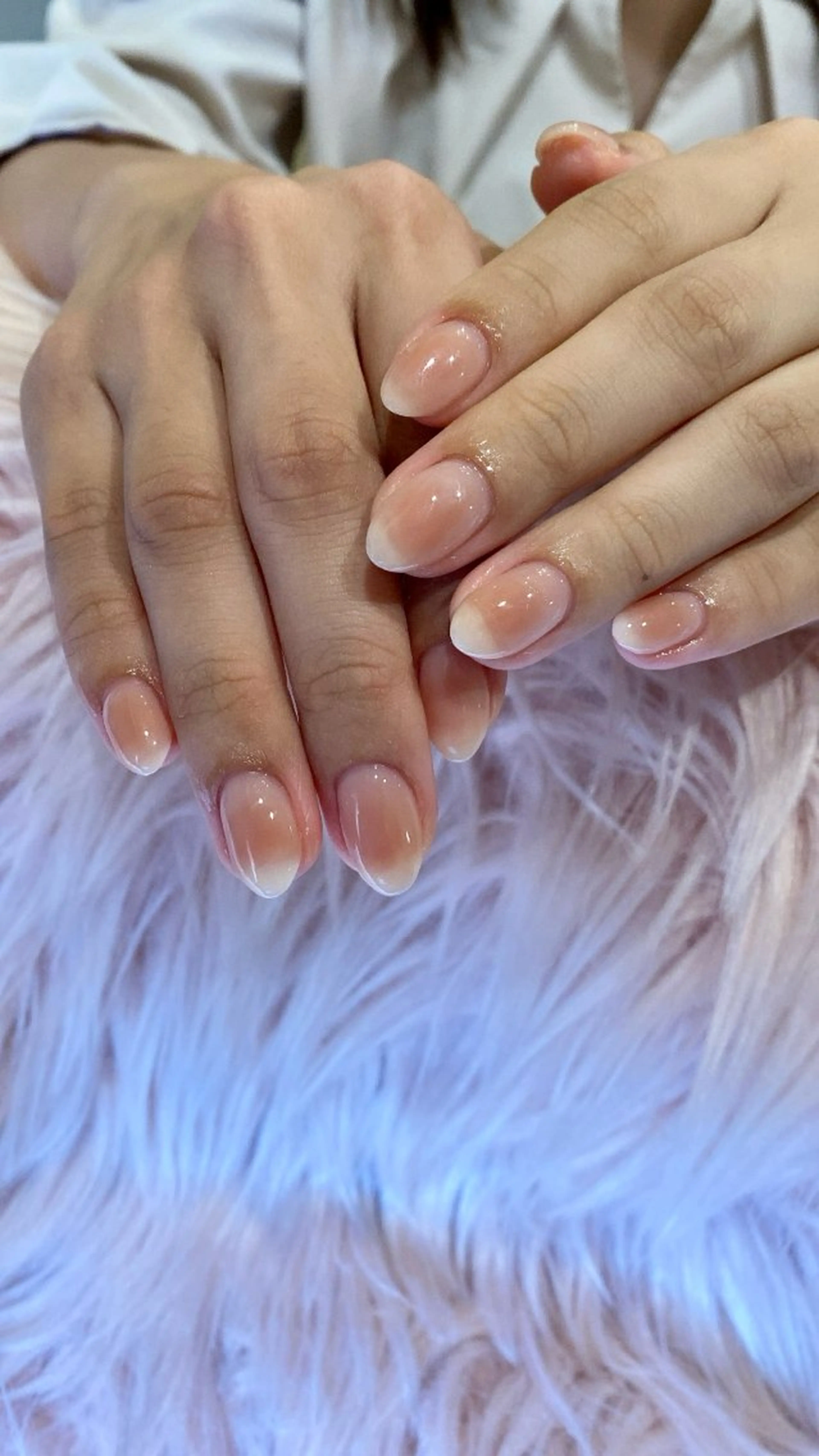 ネイル チークネイル ハンドネイル crystal ⭐︎ colorのネイルデザイン