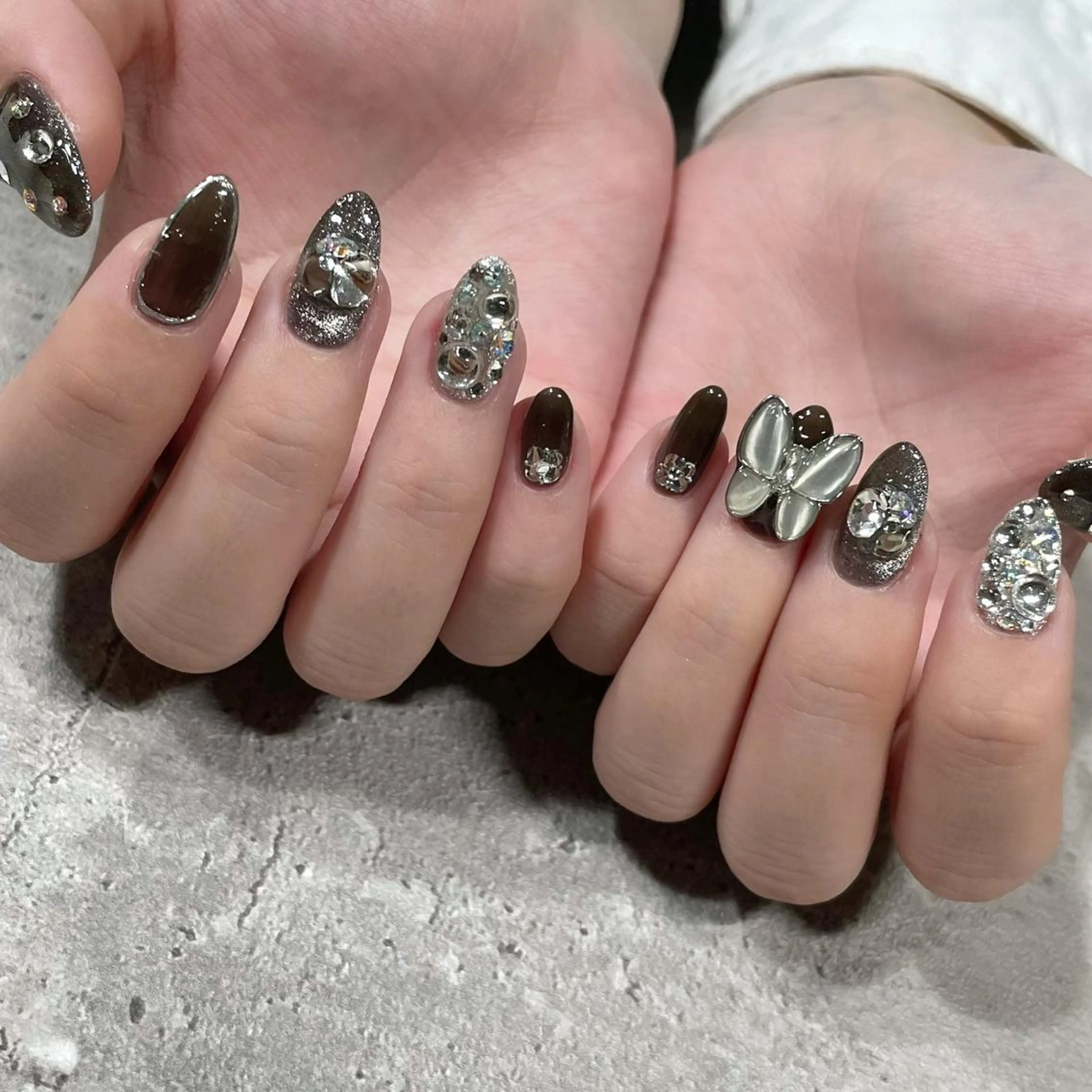 ネイル 東 千夏のネイルデザイン