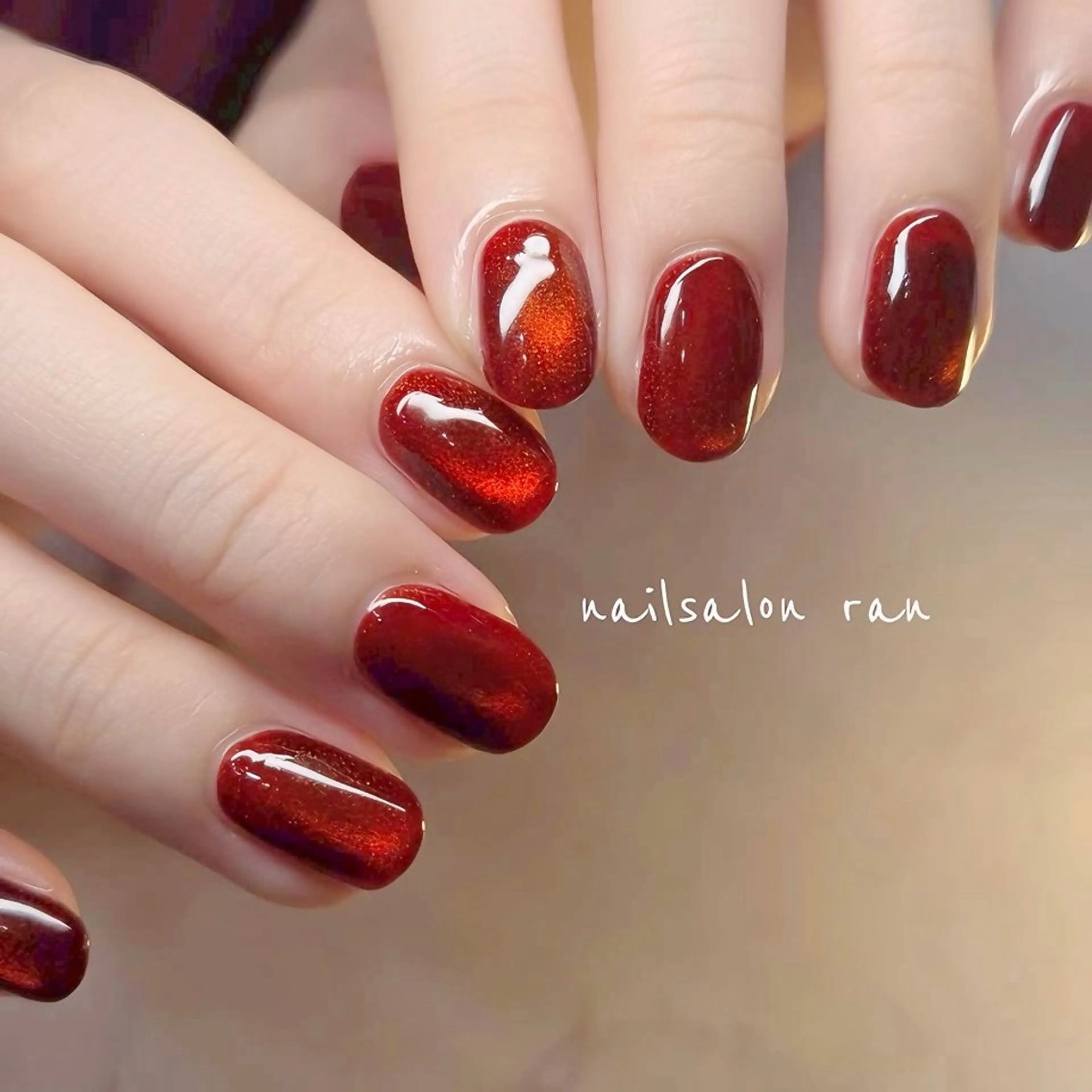 ネイル ボルドー マグネットネイル マグネットワンカラー ワンカラーネイル ハンドネイル nailsalon ranのネイルデザイン