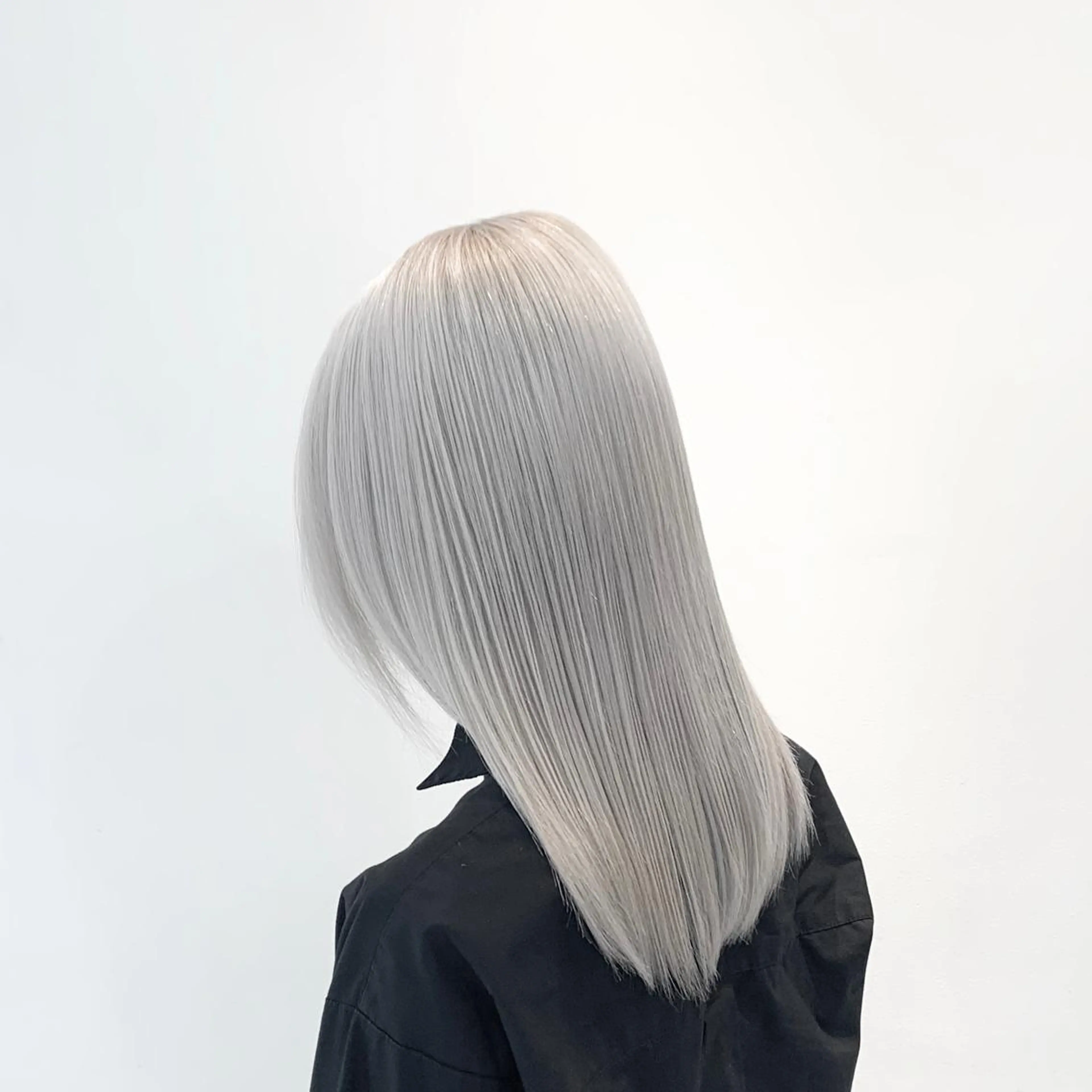 セミロング カラー 末武 佑太のヘアスタイル