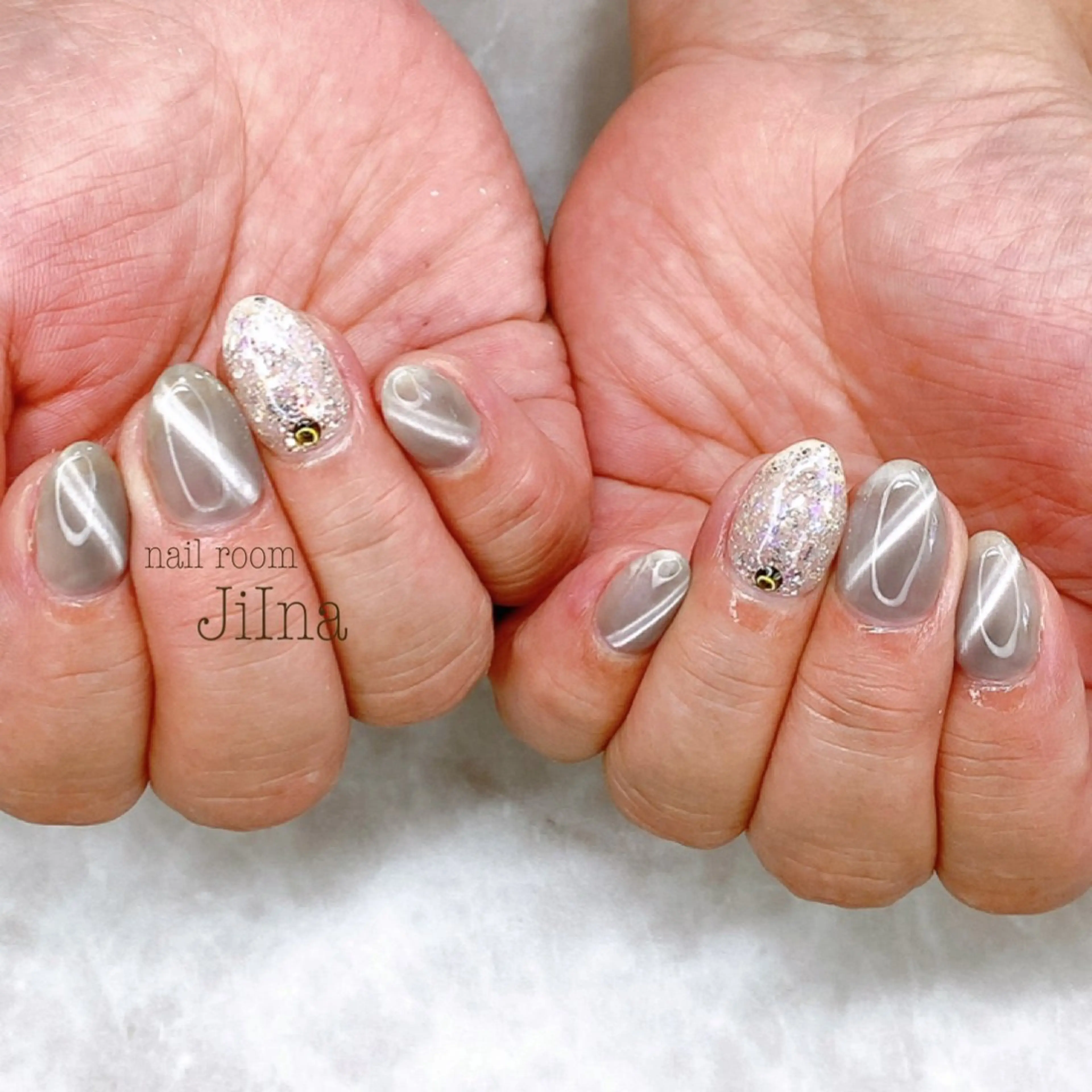ネイル ラメ(グリッター) マグネットネイル JiIna nailのネイルデザイン